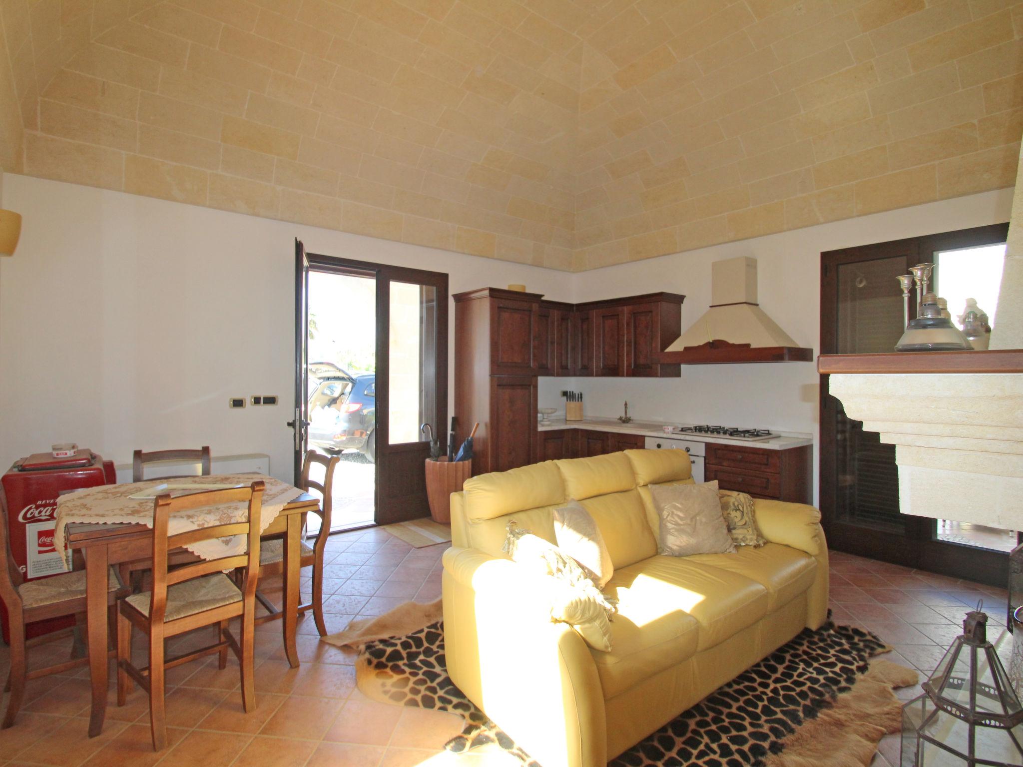 Foto 7 - Casa de 5 habitaciones en Torricella con jardín y vistas al mar