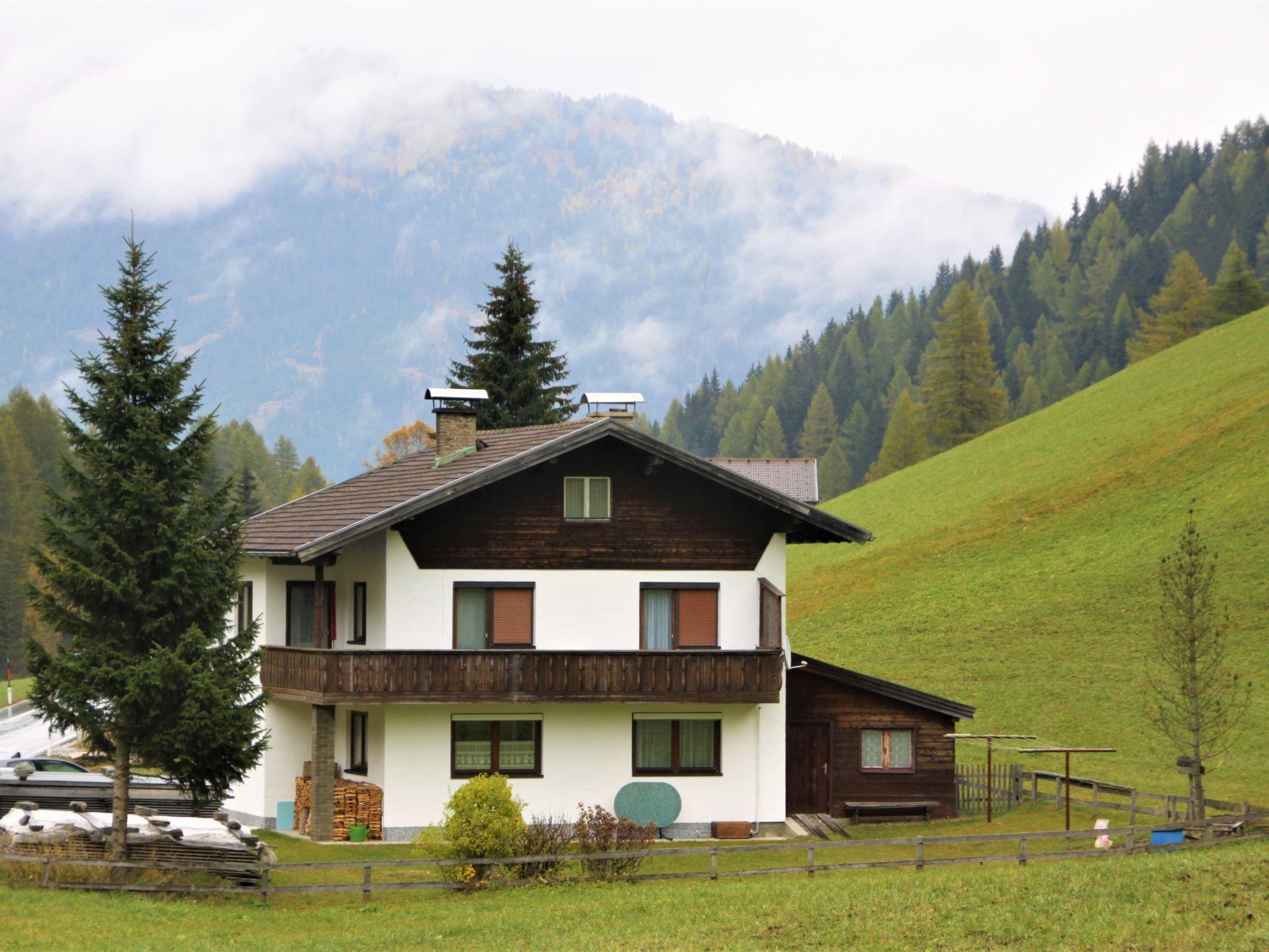 Foto 1 - Casa de 4 habitaciones en Gries am Brenner con terraza y vistas a la montaña