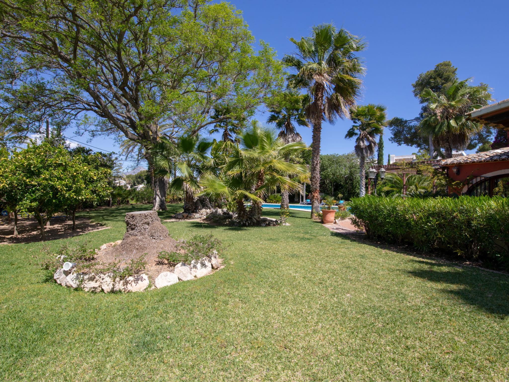 Foto 36 - Casa con 4 camere da letto a Jávea con piscina privata e giardino