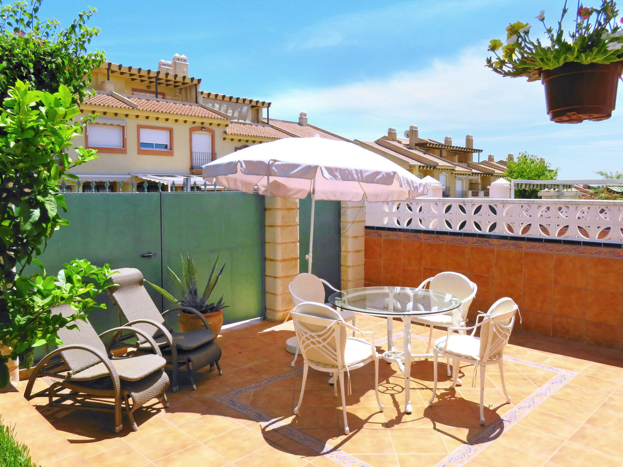 Photo 3 - Maison de 3 chambres à Vélez-Málaga avec piscine et vues à la mer