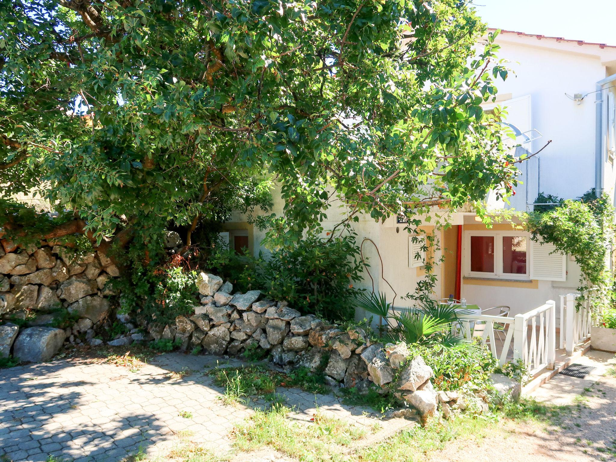 Foto 3 - Casa con 2 camere da letto a Punat con terrazza e vista mare