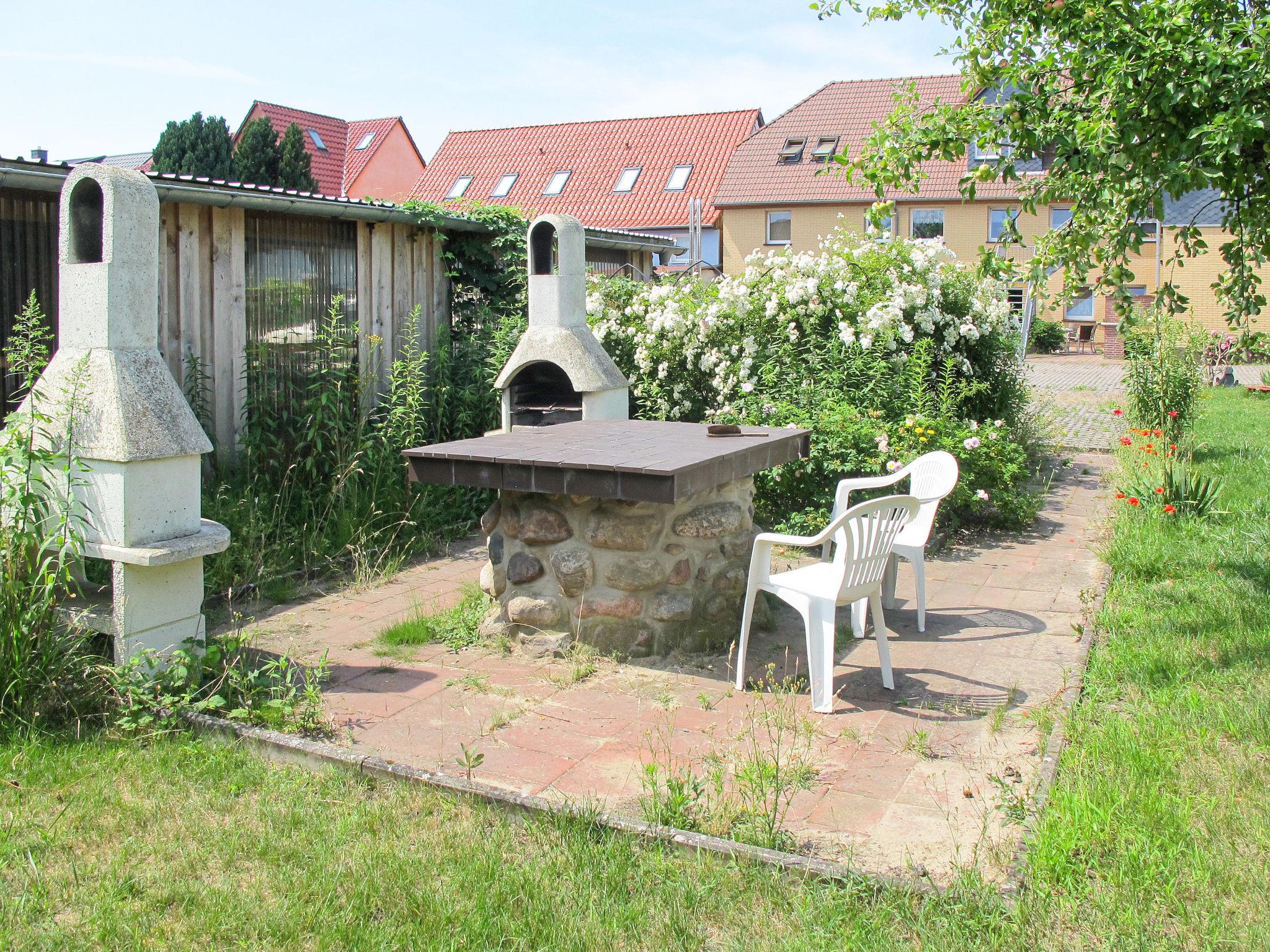 Photo 6 - 1 bedroom Apartment in Mirow with garden