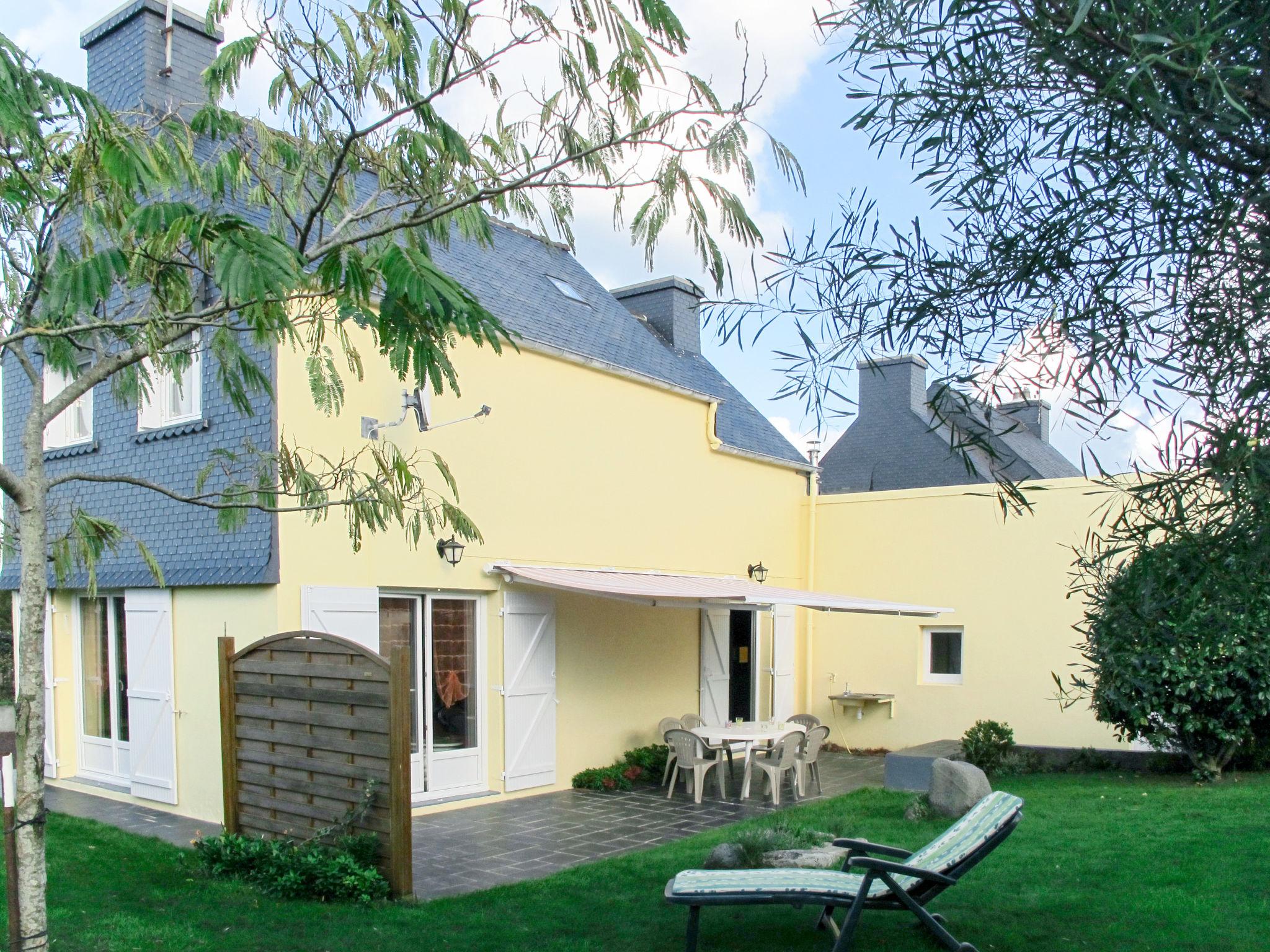 Photo 1 - Maison de 3 chambres à Trégastel avec jardin et terrasse