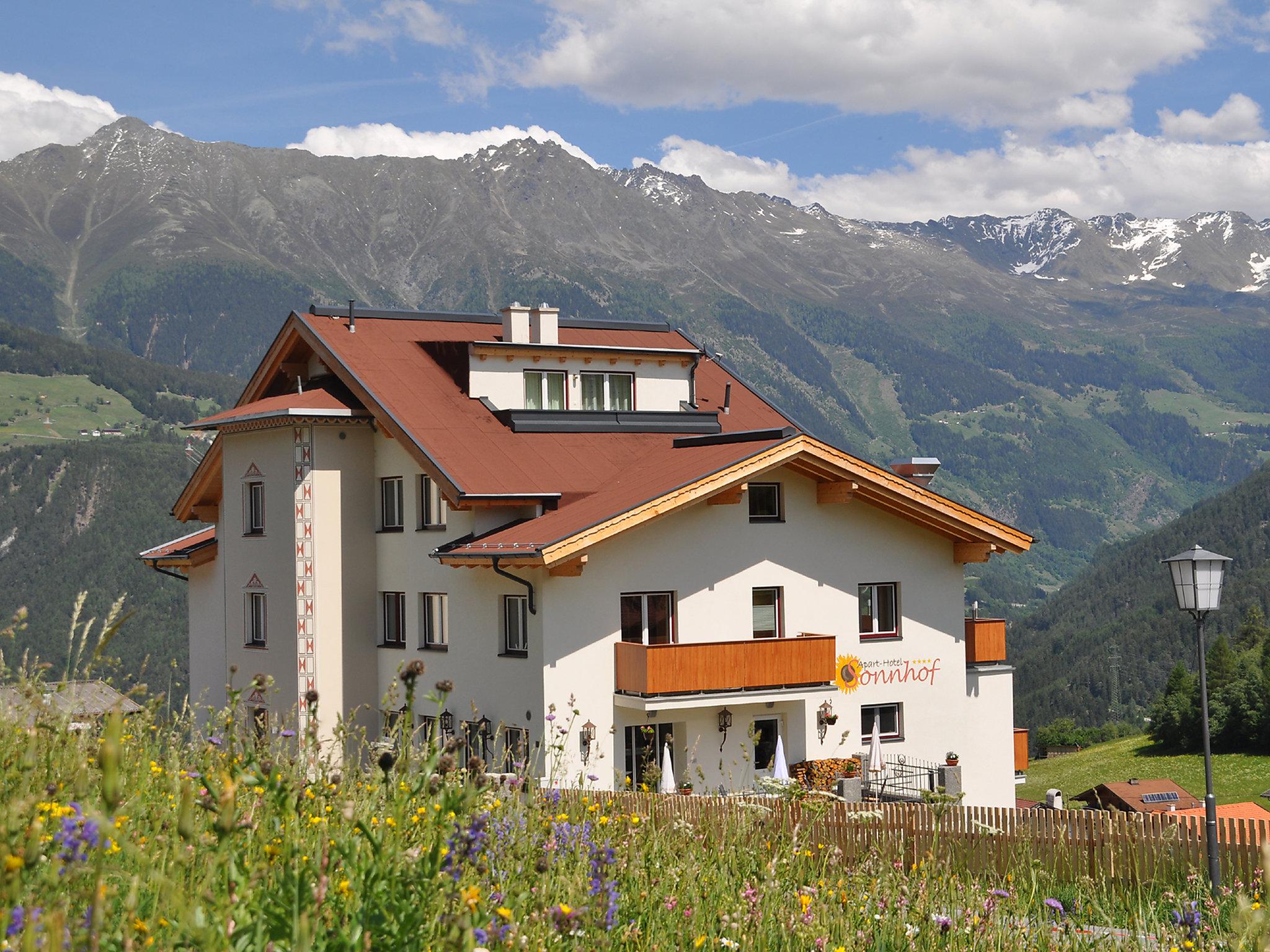 Foto 1 - Appartamento con 2 camere da letto a Ladis con terrazza