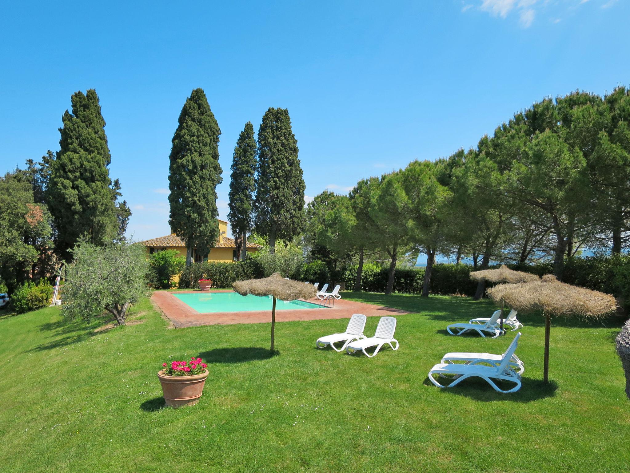 Photo 3 - Appartement de 2 chambres à Barberino Tavarnelle avec piscine et jardin