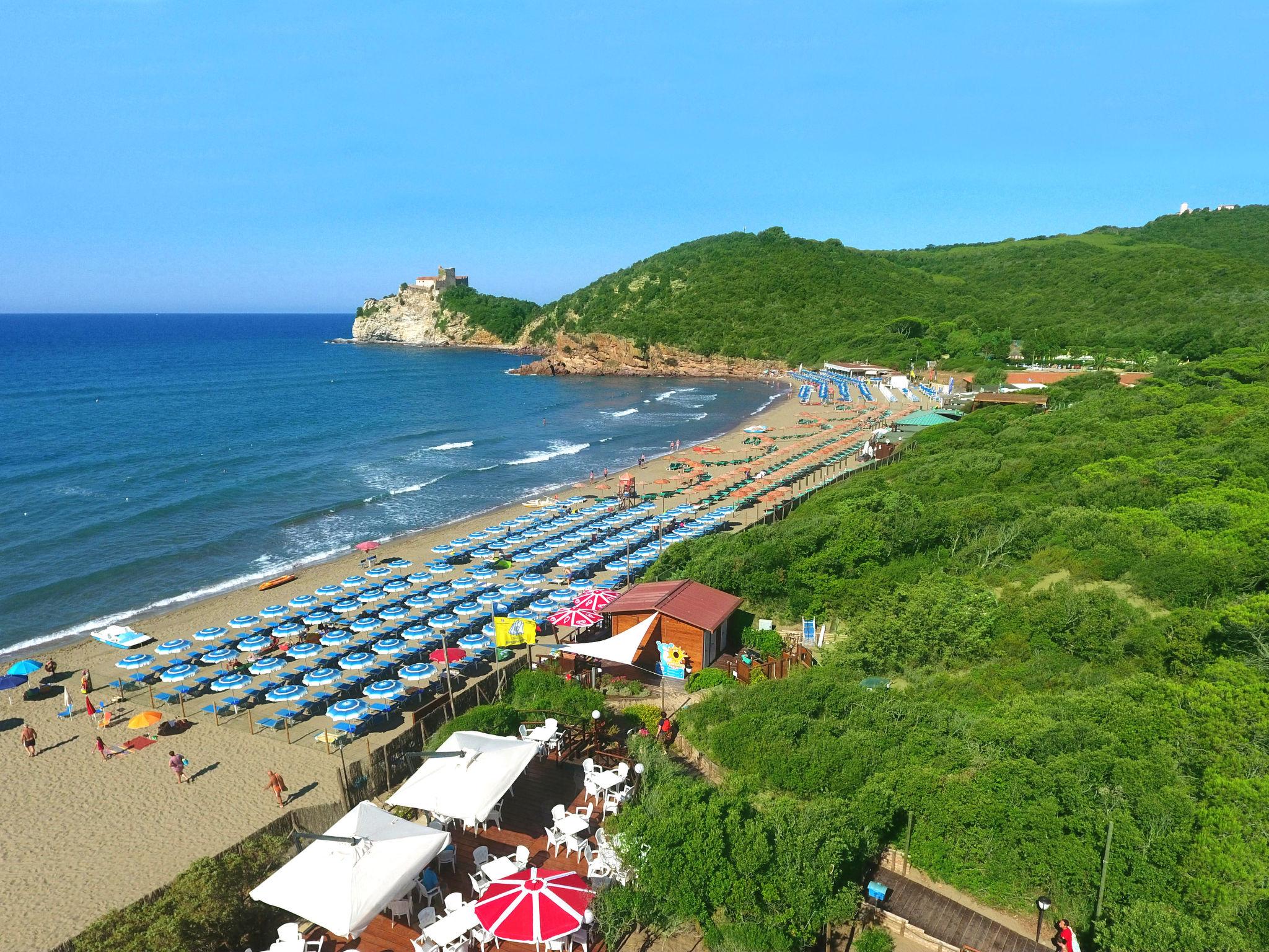 Foto 20 - Haus mit 2 Schlafzimmern in Castiglione della Pescaia mit schwimmbad und blick aufs meer