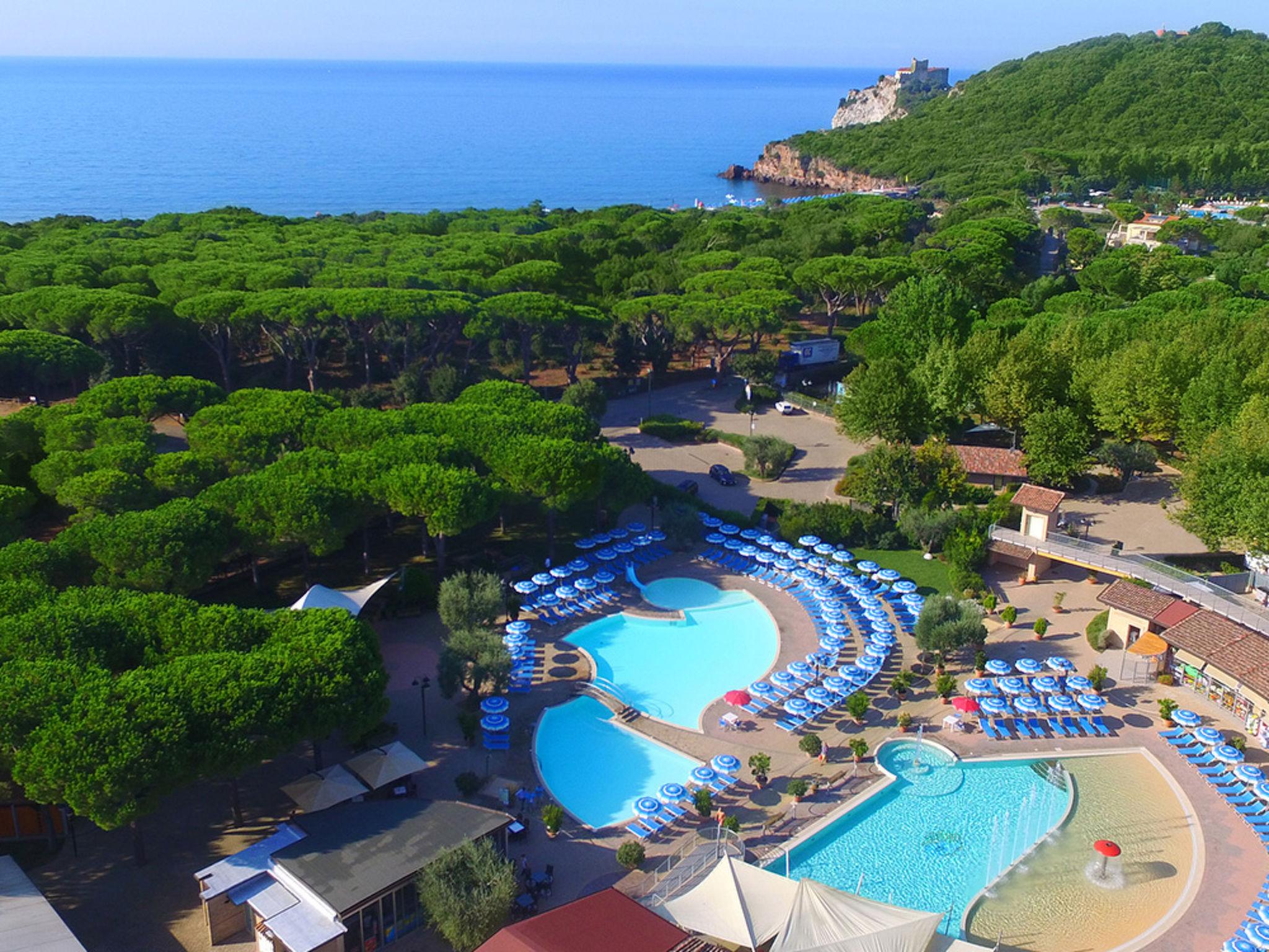 Photo 2 - Maison de 2 chambres à Castiglione della Pescaia avec piscine et jardin