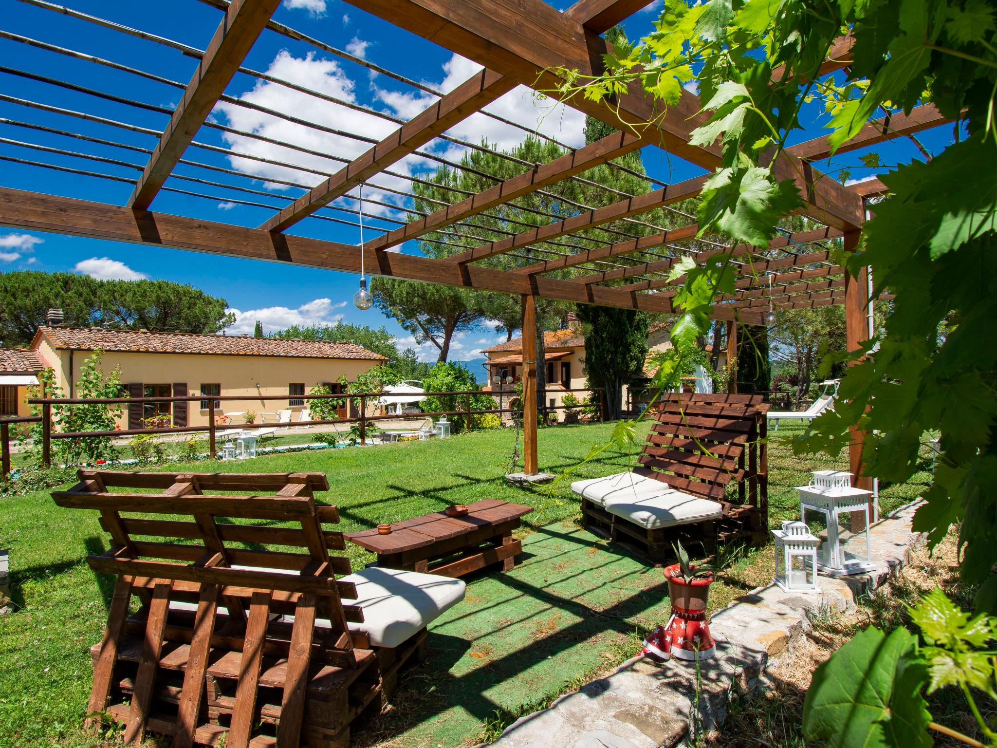 Photo 6 - Maison de 2 chambres à Bucine avec piscine et jardin