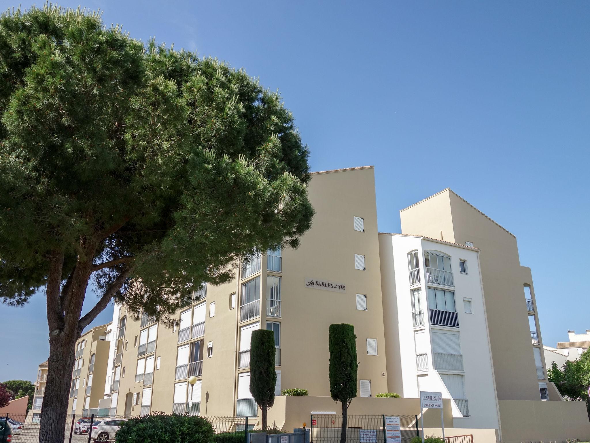 Photo 12 - Apartment in Le Grau-du-Roi with sea view