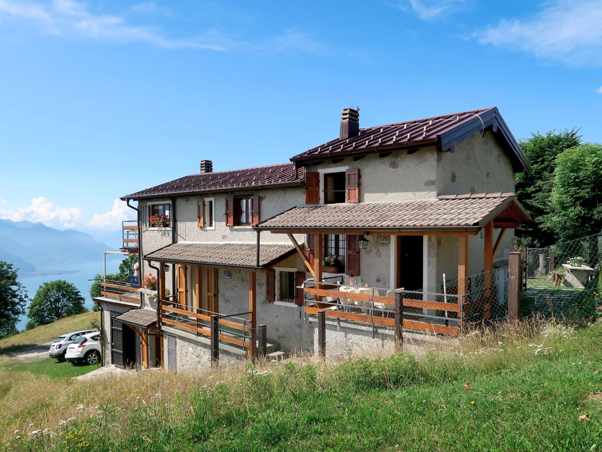 Foto 22 - Apartamento de 2 habitaciones en Peglio con jardín y vistas a la montaña