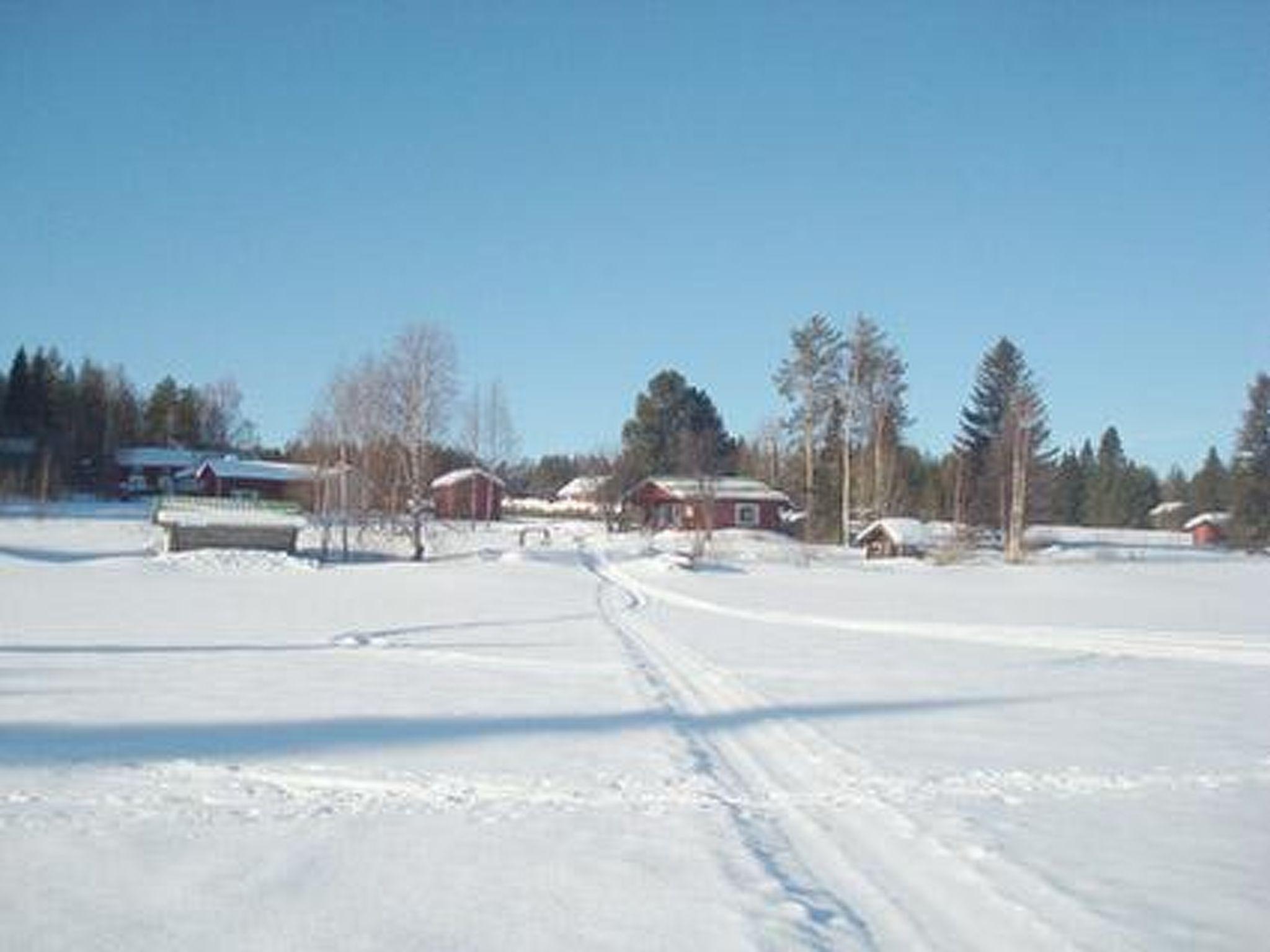 Foto 8 - Haus mit 1 Schlafzimmer in Pello mit sauna und blick auf die berge