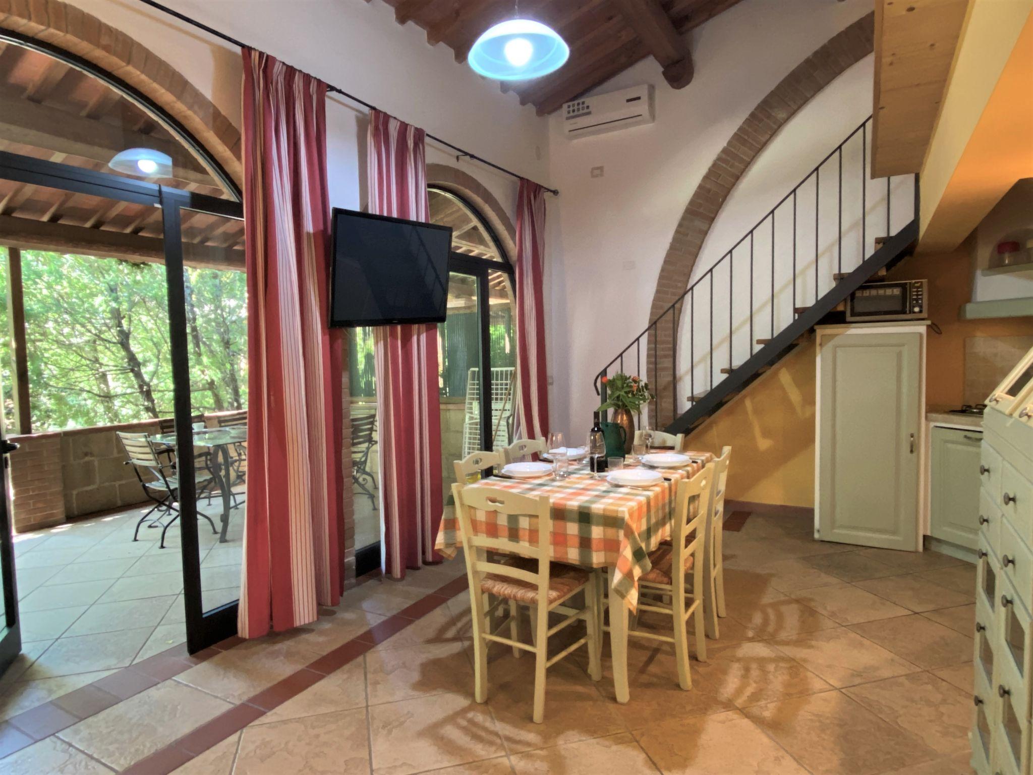 Photo 13 - 1 bedroom Apartment in Riparbella with swimming pool and garden