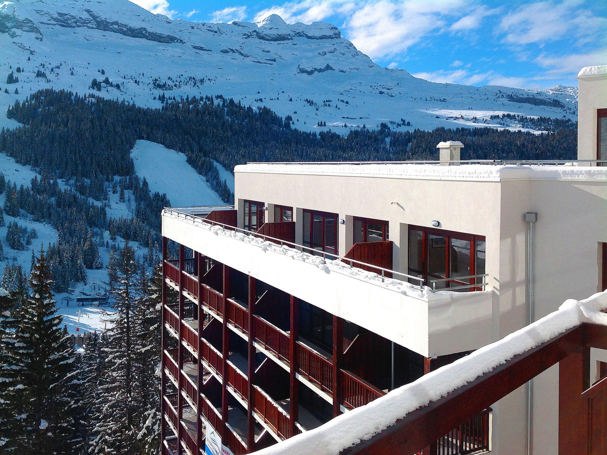 Photo 17 - Appartement de 2 chambres à Arâches-la-Frasse avec piscine et vues sur la montagne