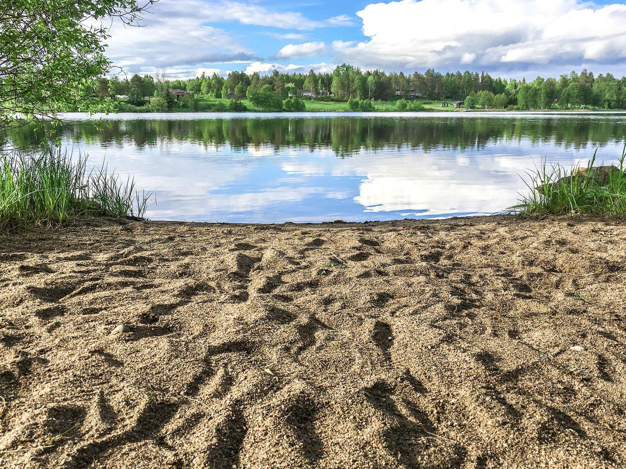 Foto 3 - Haus mit 1 Schlafzimmer in Rovaniemi mit sauna und blick auf die berge