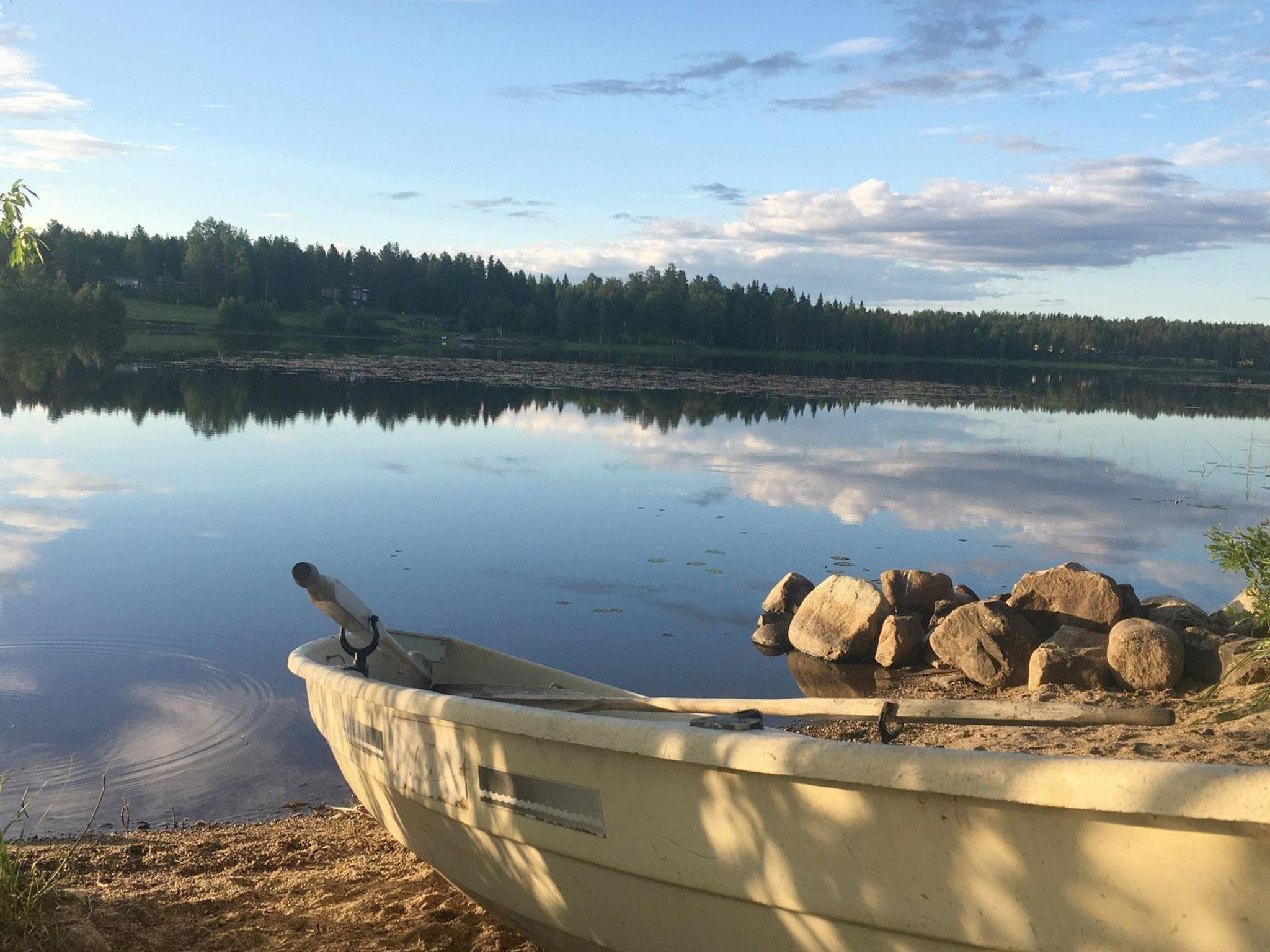 Foto 2 - Haus mit 1 Schlafzimmer in Rovaniemi mit sauna und blick auf die berge