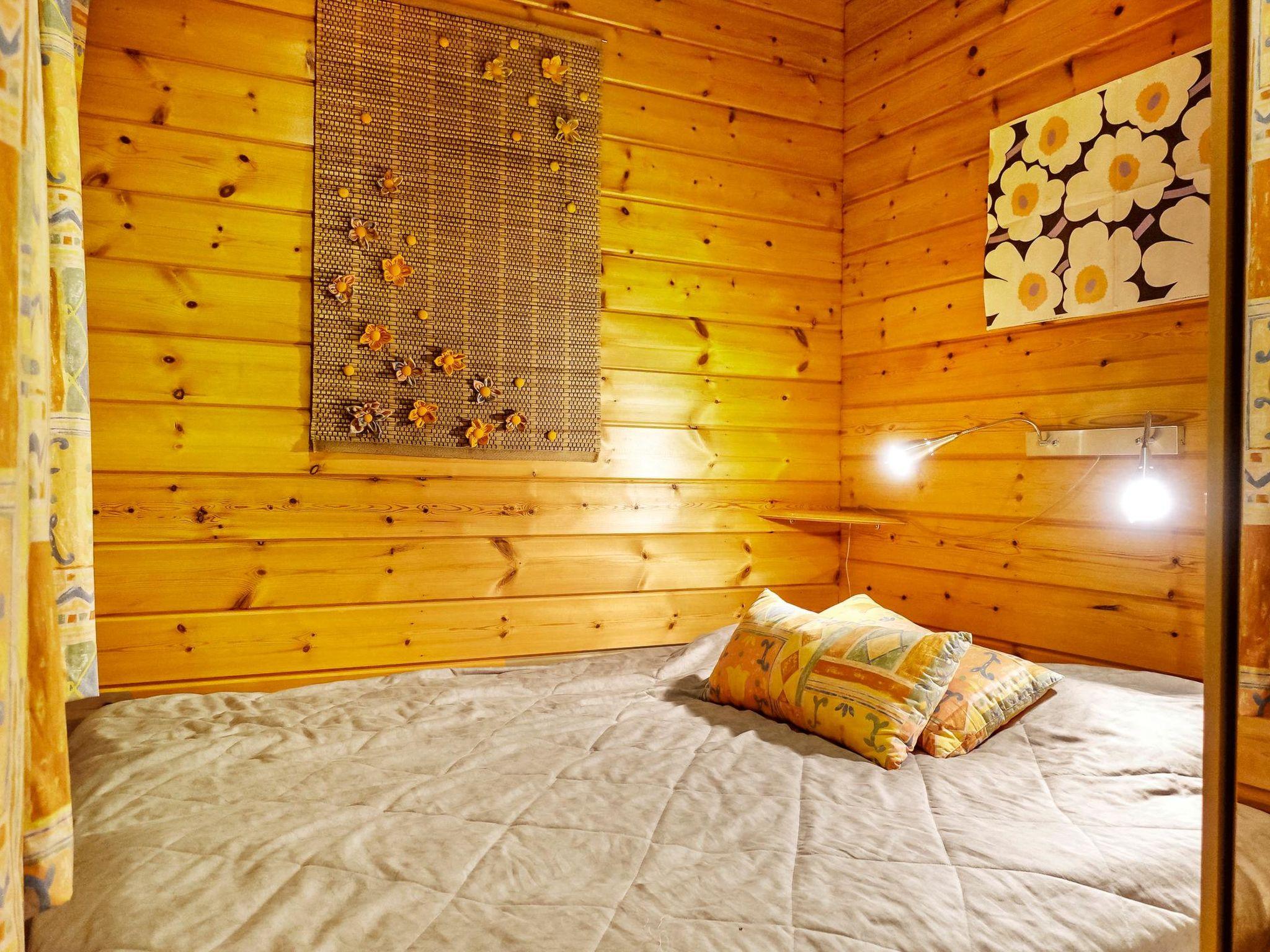 Foto 17 - Haus mit 1 Schlafzimmer in Muonio mit sauna und blick auf die berge
