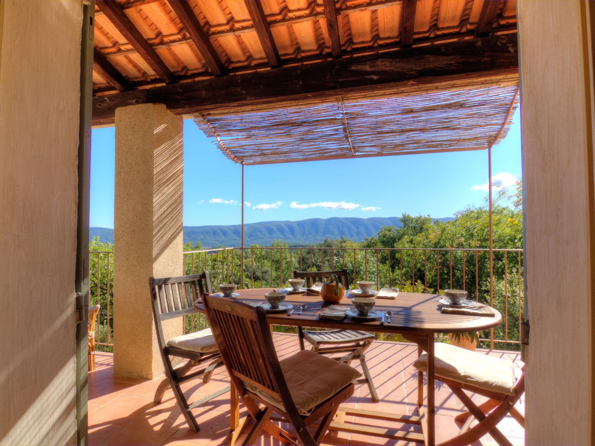 Photo 2 - Maison de 4 chambres à Viens avec piscine privée et terrasse