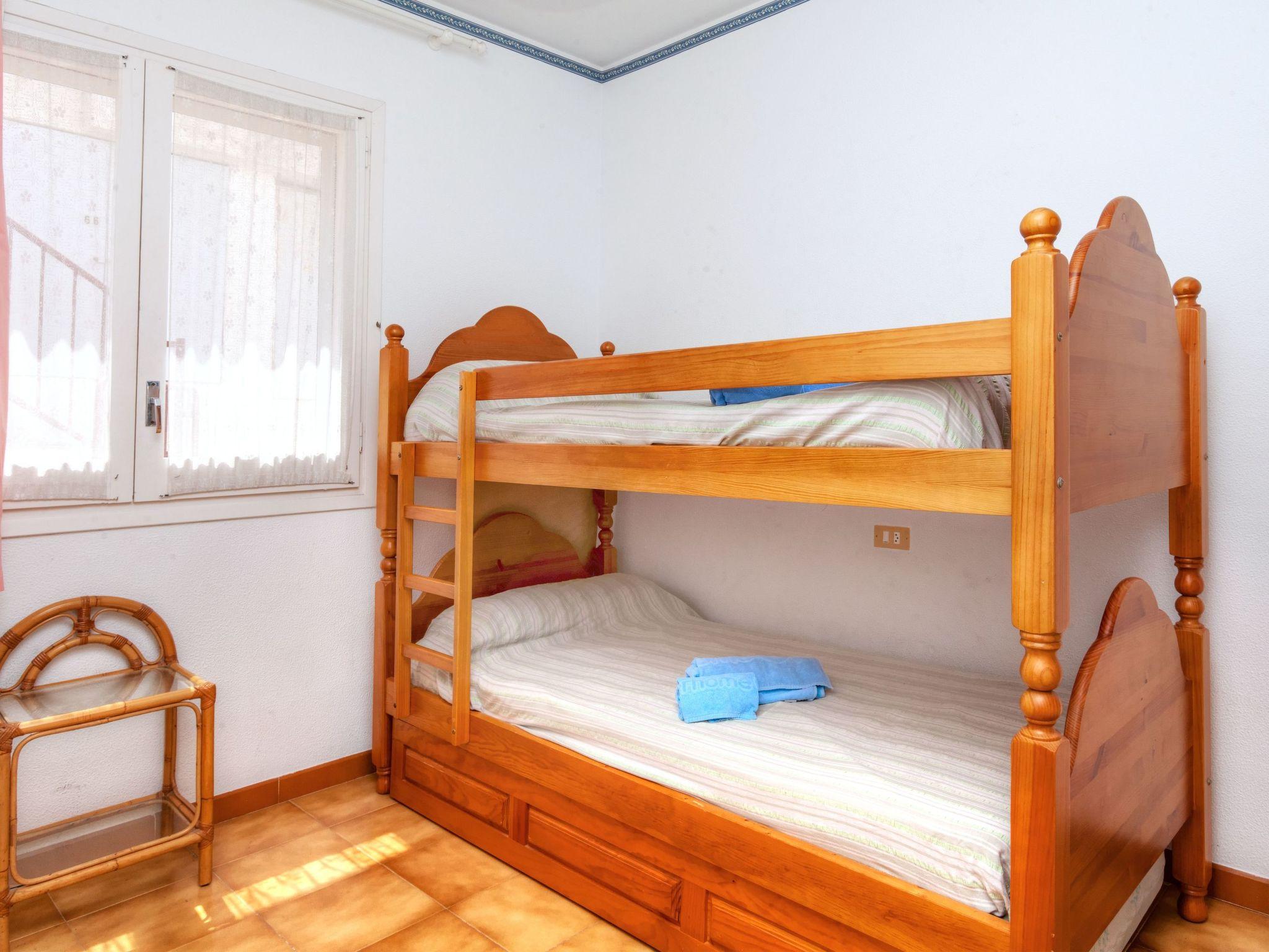 Foto 5 - Appartamento con 2 camere da letto a Llançà con terrazza