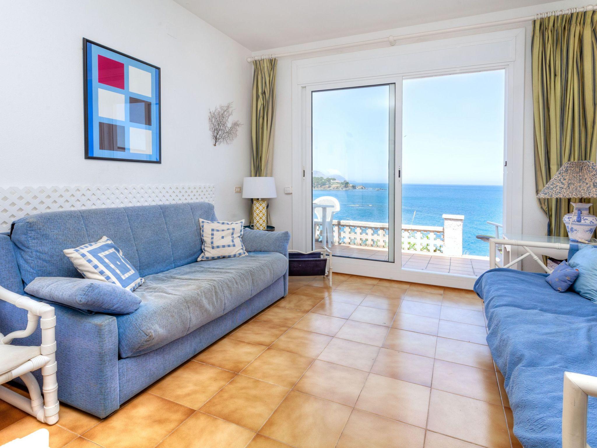 Foto 6 - Apartamento de 2 habitaciones en Llançà con terraza
