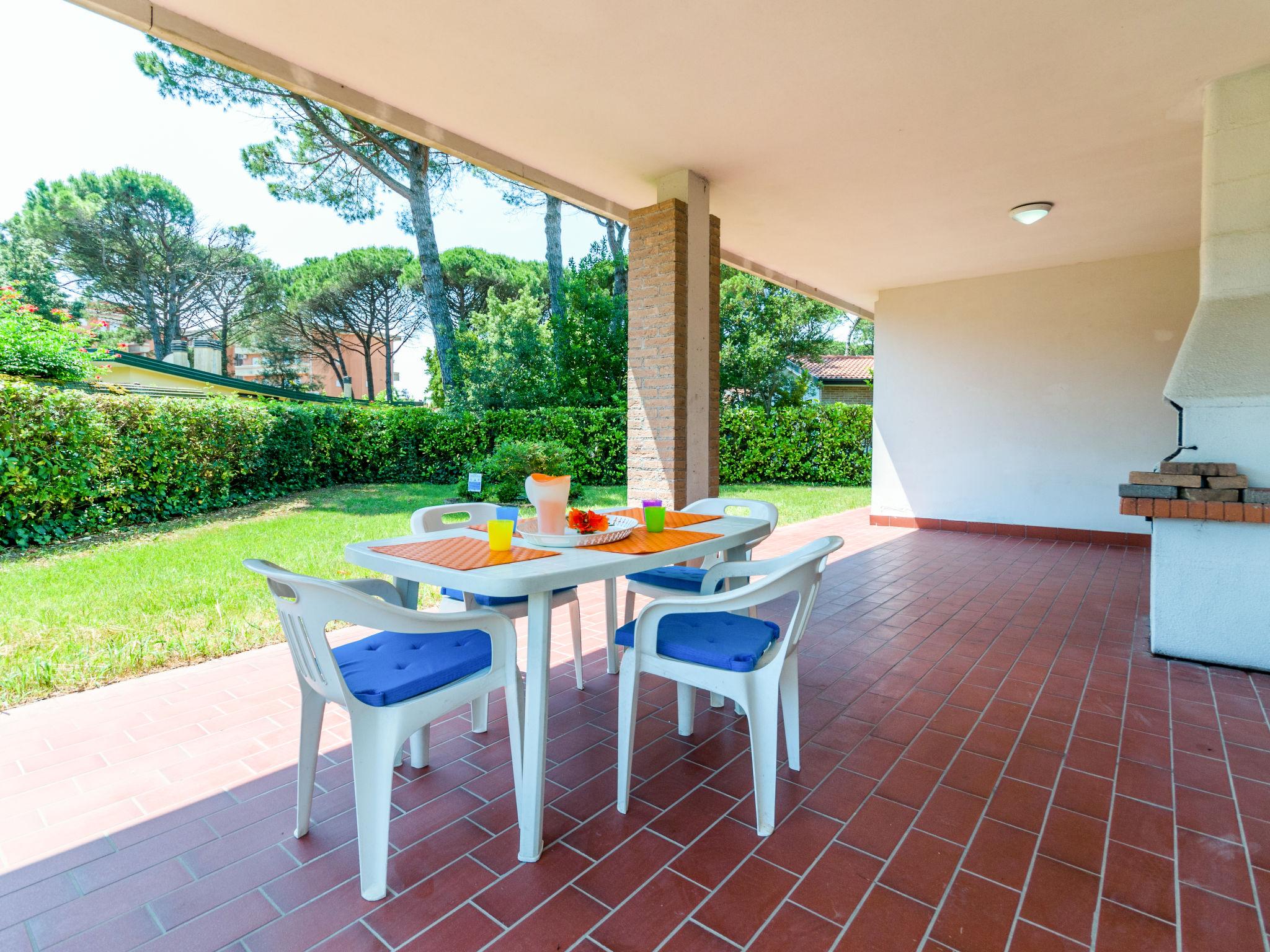 Photo 3 - Maison de 3 chambres à San Michele al Tagliamento avec terrasse et vues à la mer