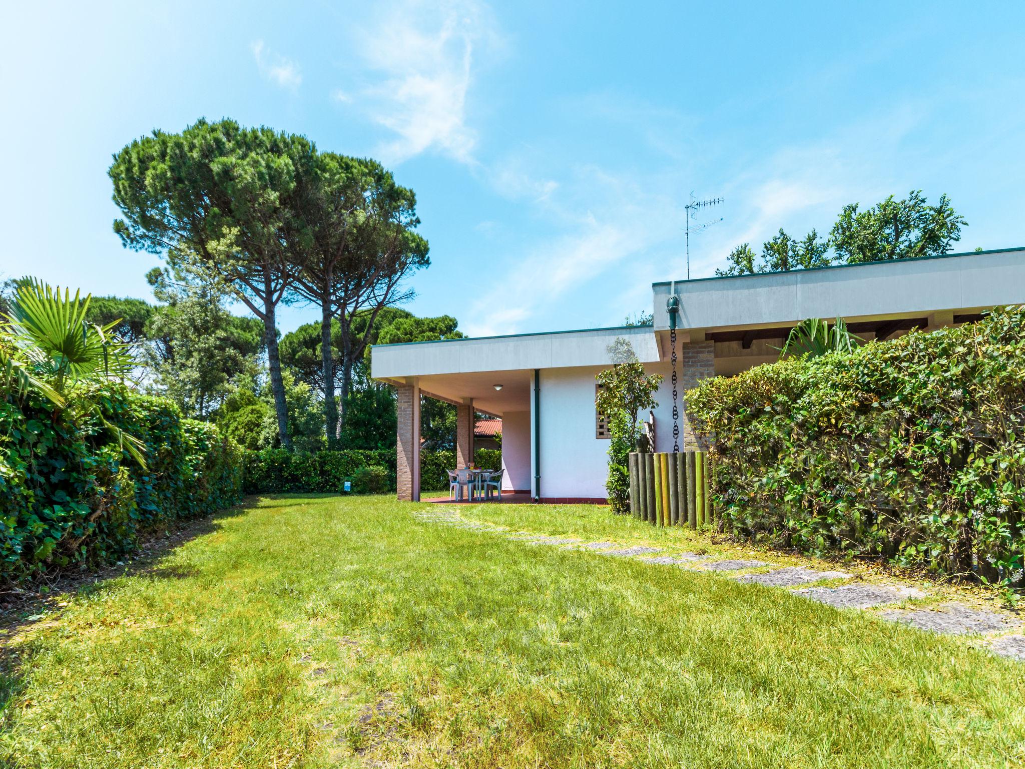 Foto 16 - Casa con 3 camere da letto a San Michele al Tagliamento con terrazza e vista mare