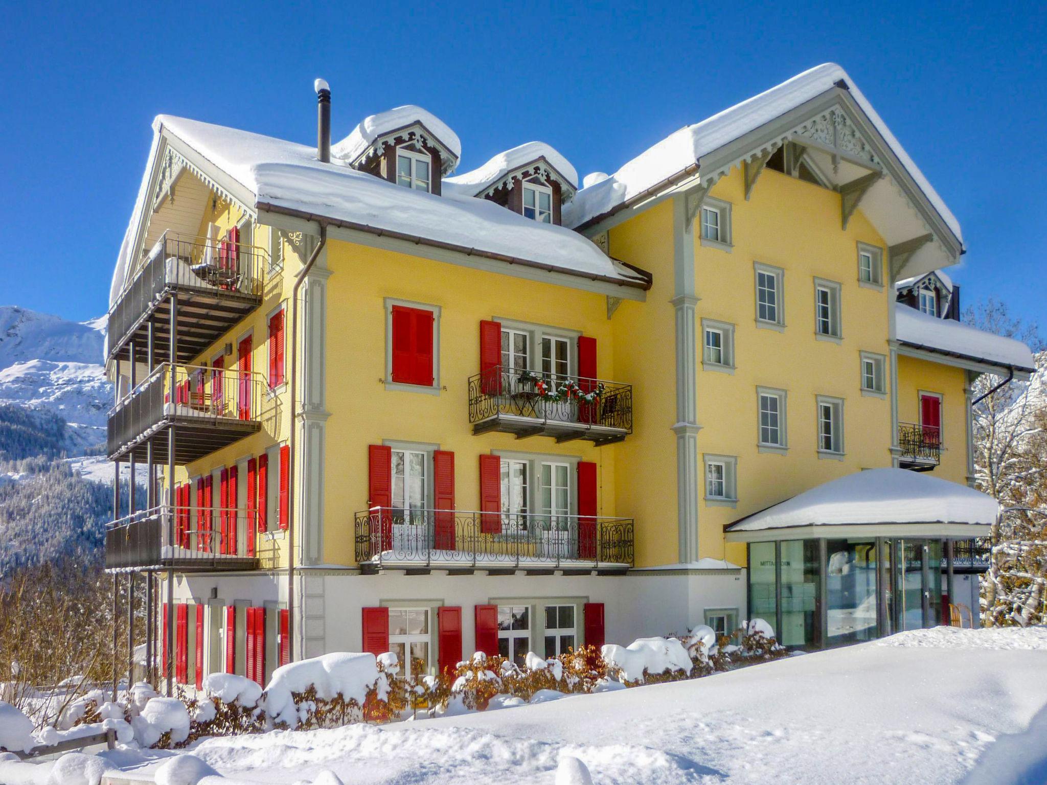 Foto 6 - Apartamento de 2 quartos em Lauterbrunnen com vista para a montanha