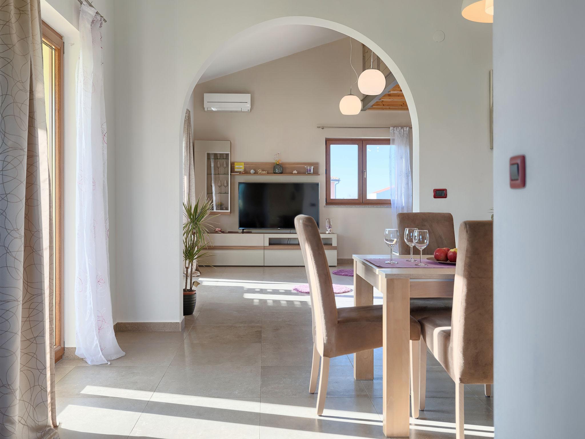 Photo 28 - 6 bedroom House in Pula with private pool and sea view