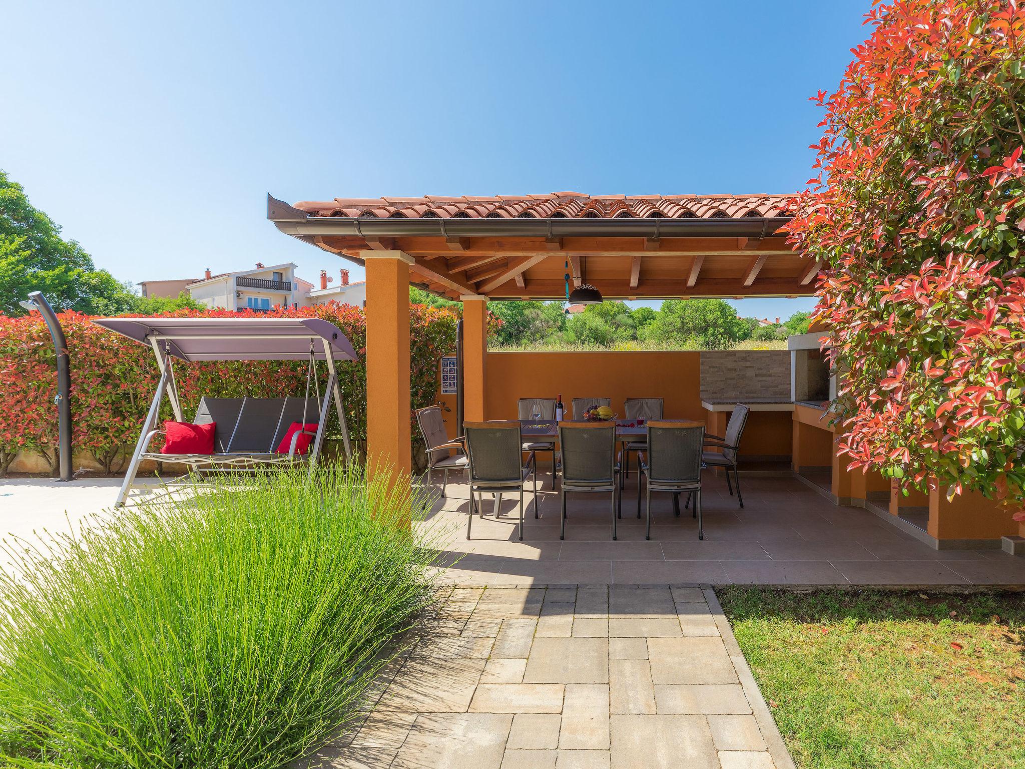 Photo 22 - Maison de 6 chambres à Pula avec piscine privée et jardin