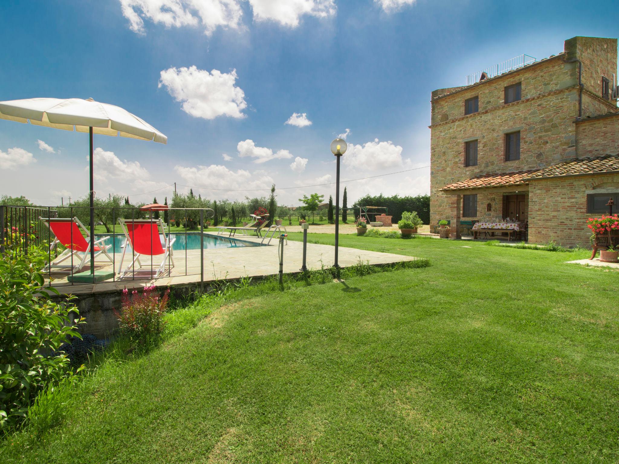 Photo 29 - Maison de 4 chambres à Cortona avec piscine privée et sauna