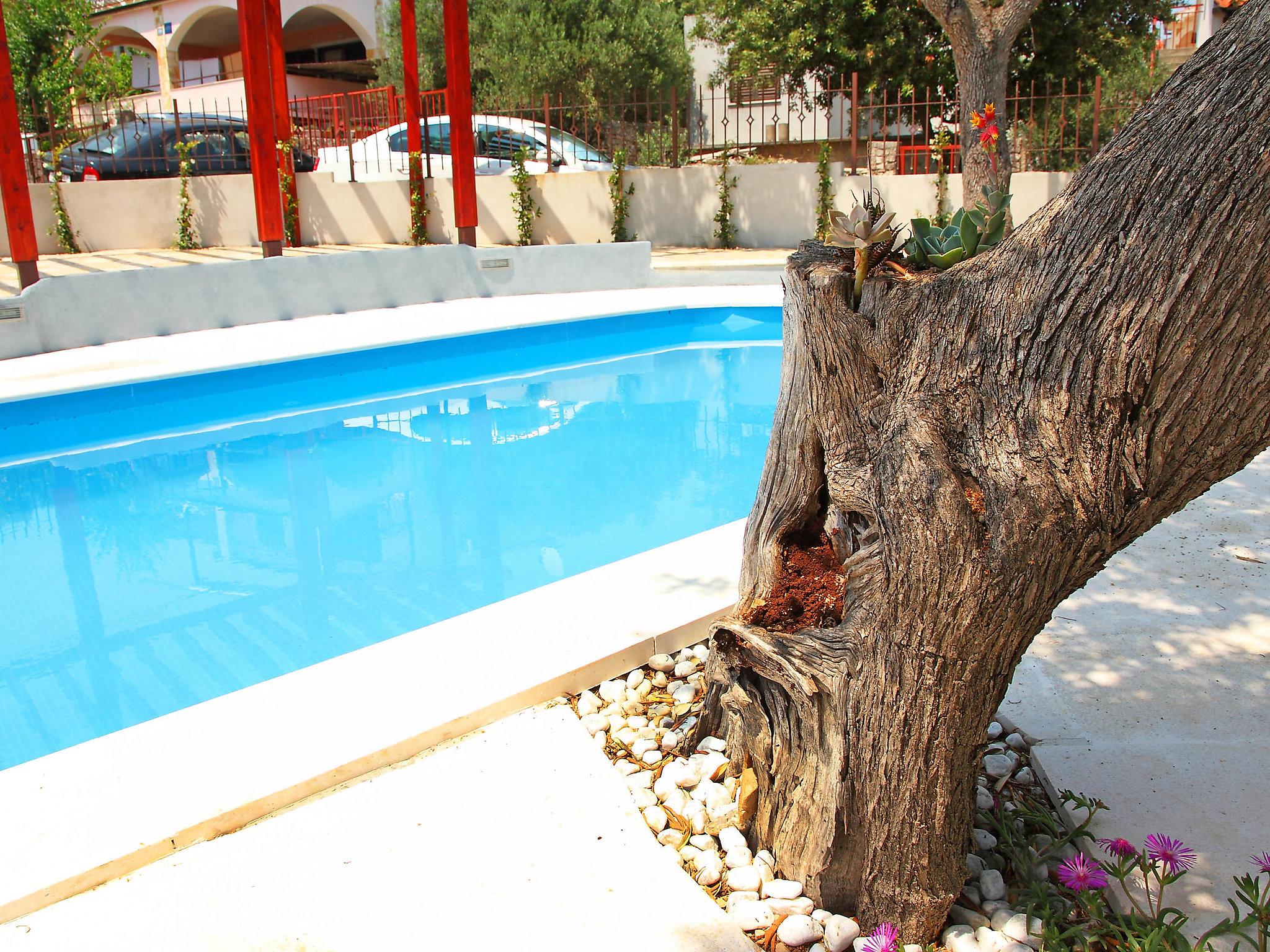 Photo 24 - Maison de 3 chambres à Rogoznica avec piscine privée et vues à la mer