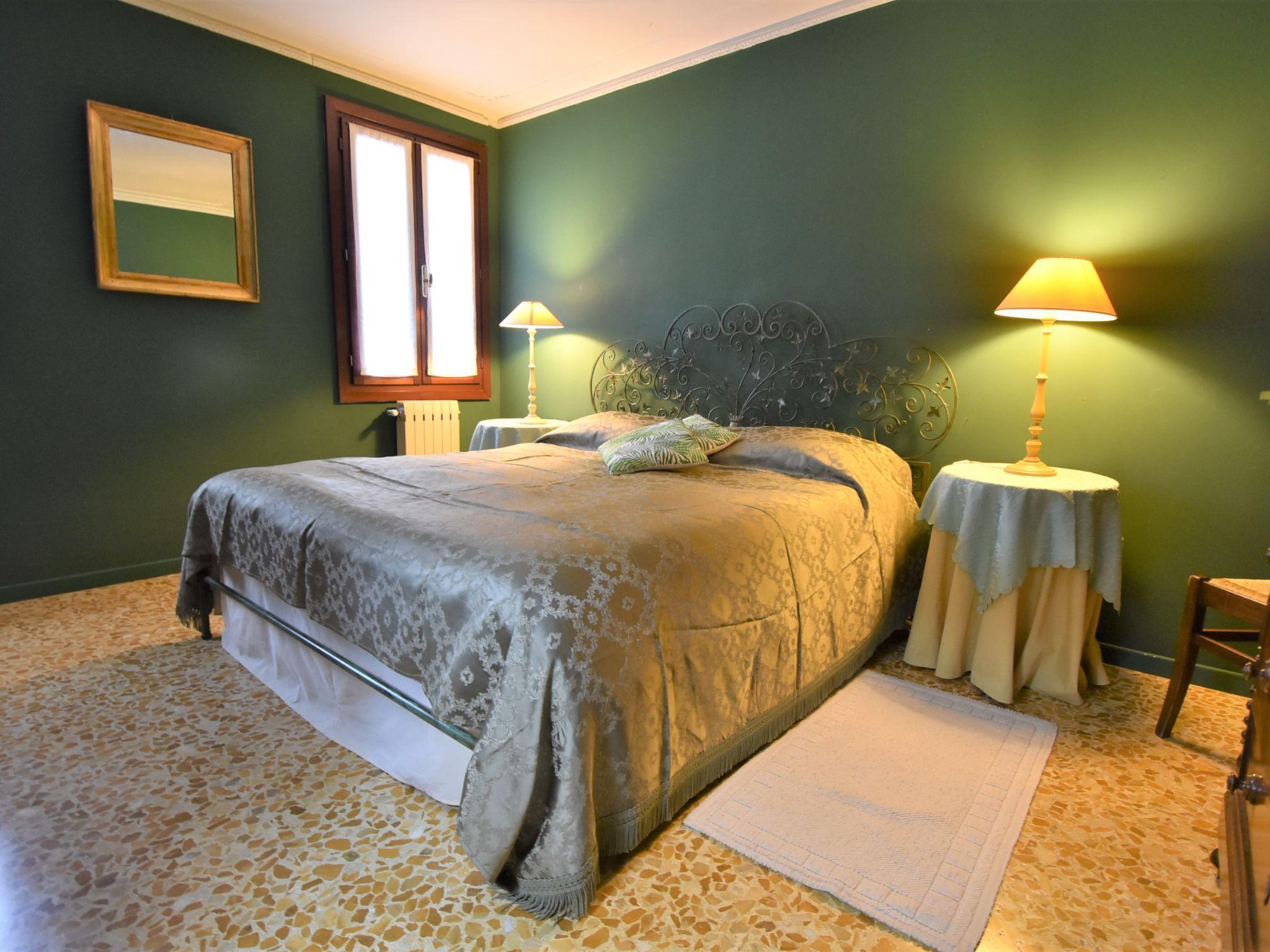 Foto 5 - Appartamento con 3 camere da letto a Venezia