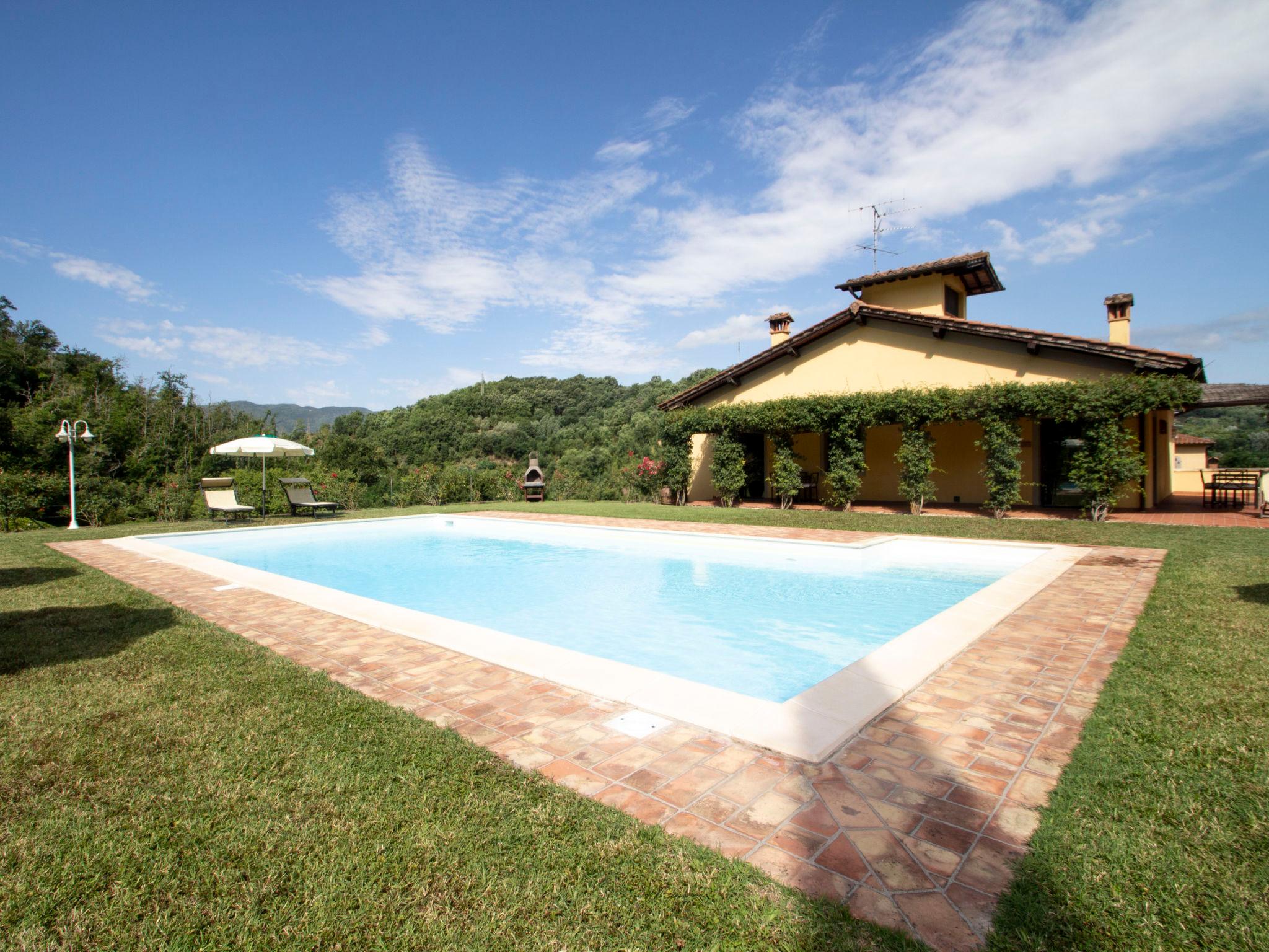 Foto 35 - Appartamento con 2 camere da letto a San Giovanni Valdarno con piscina e giardino