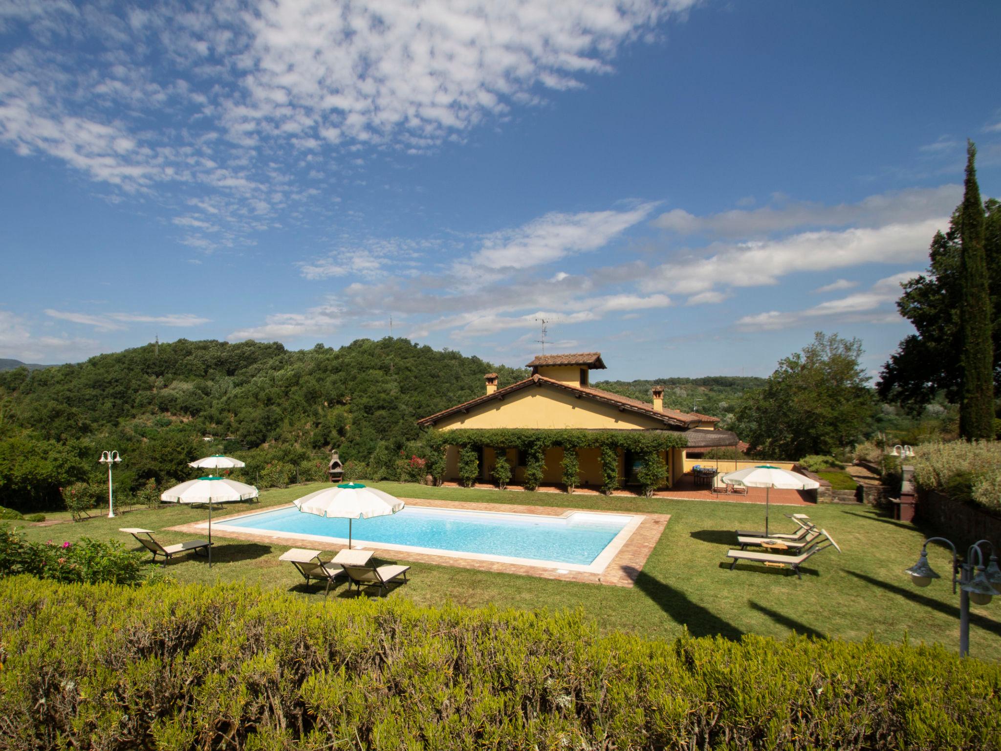 Foto 30 - Appartamento con 2 camere da letto a San Giovanni Valdarno con piscina e giardino