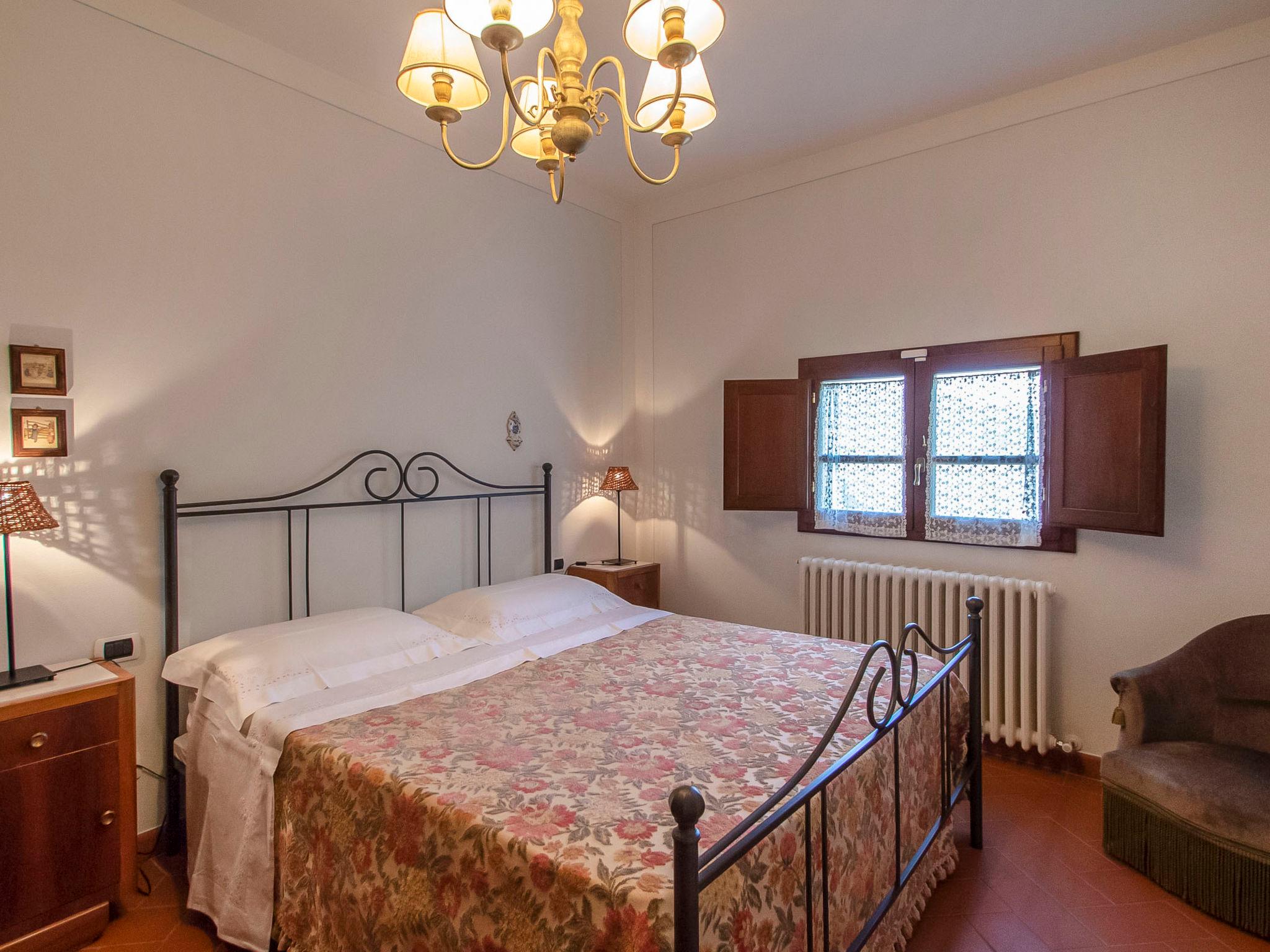 Foto 5 - Apartamento de 2 quartos em San Giovanni Valdarno com piscina e jardim