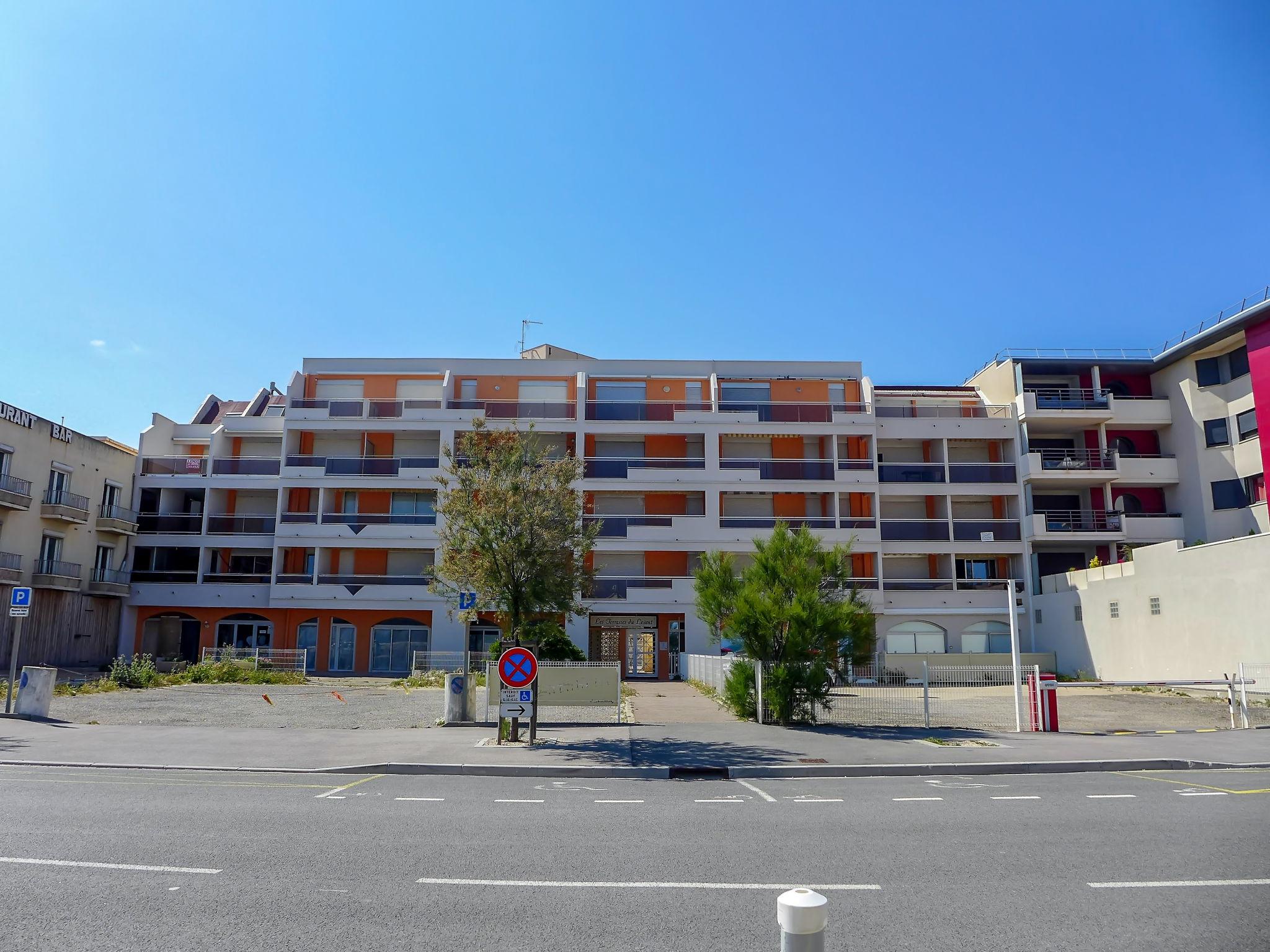 Foto 6 - Appartamento con 2 camere da letto a Narbonne con terrazza e vista mare