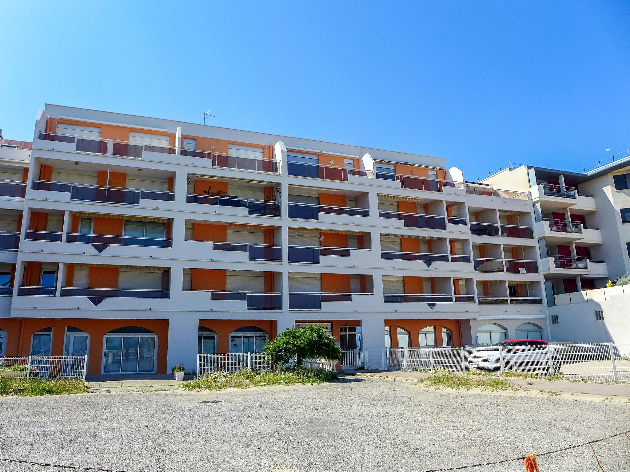 Foto 23 - Apartamento de 2 habitaciones en Narbonne con terraza