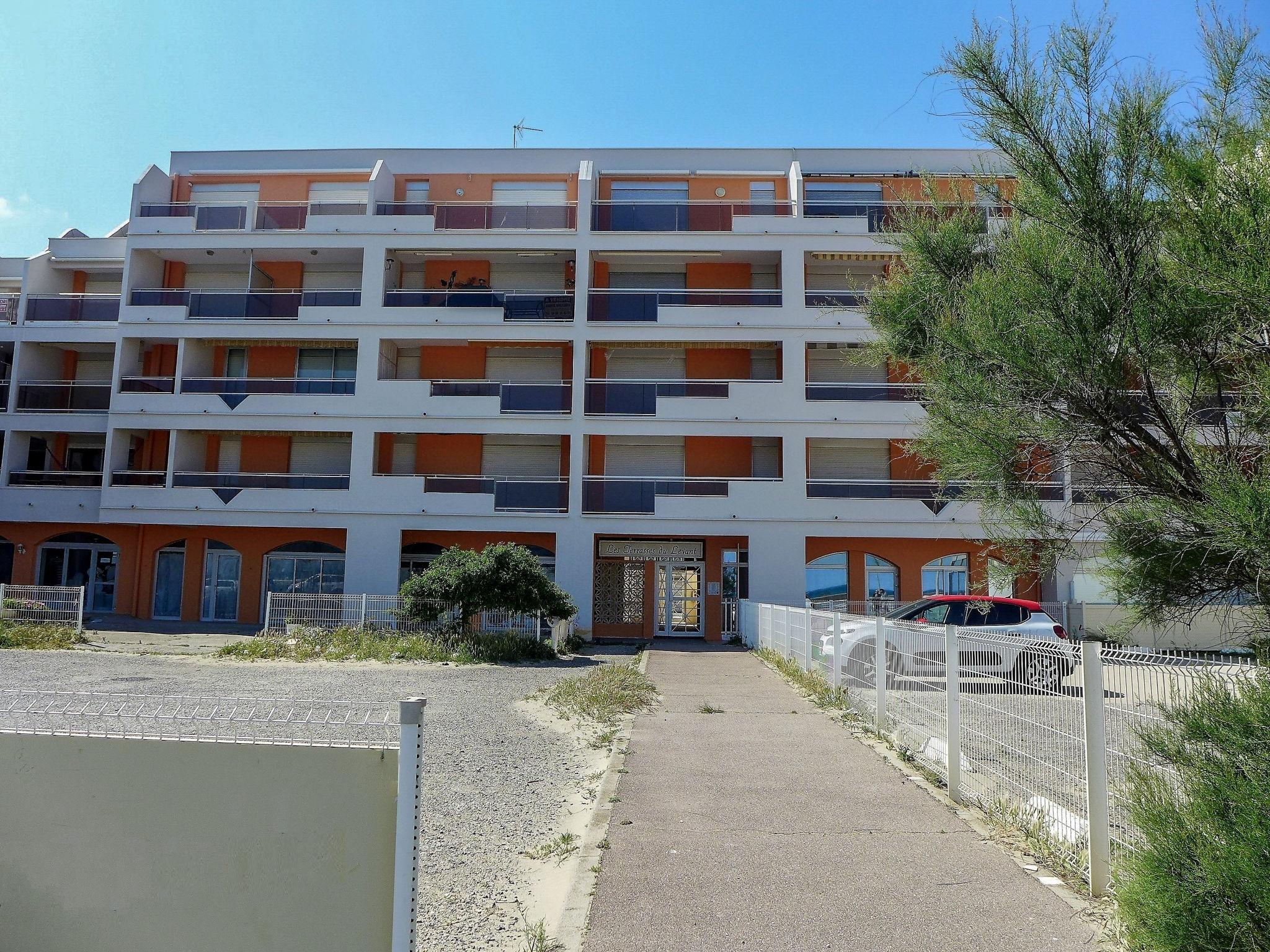 Photo 22 - Appartement de 2 chambres à Narbonne avec terrasse et vues à la mer