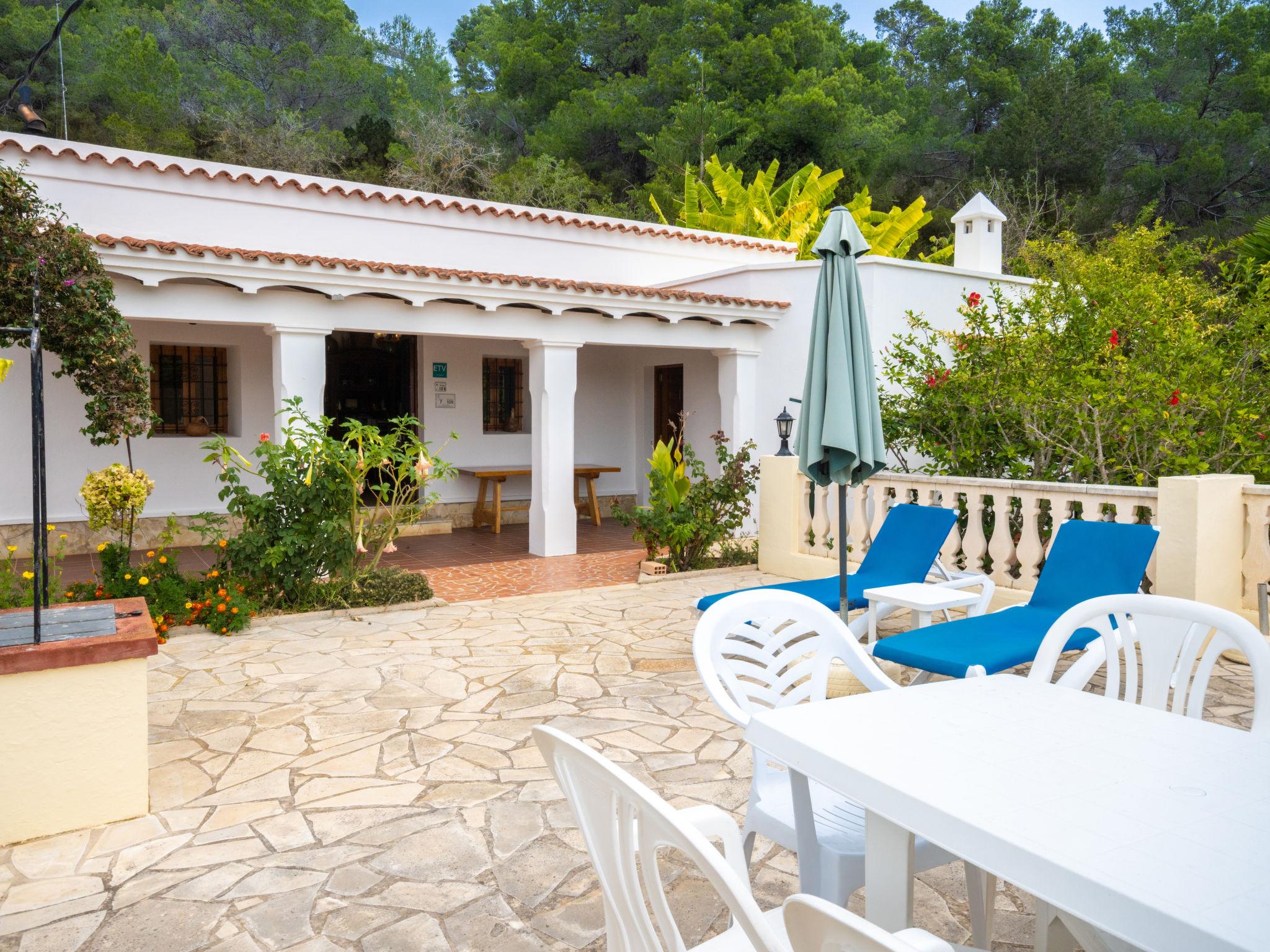 Photo 19 - Maison de 3 chambres à Santa Eulària des Riu avec piscine privée et jardin