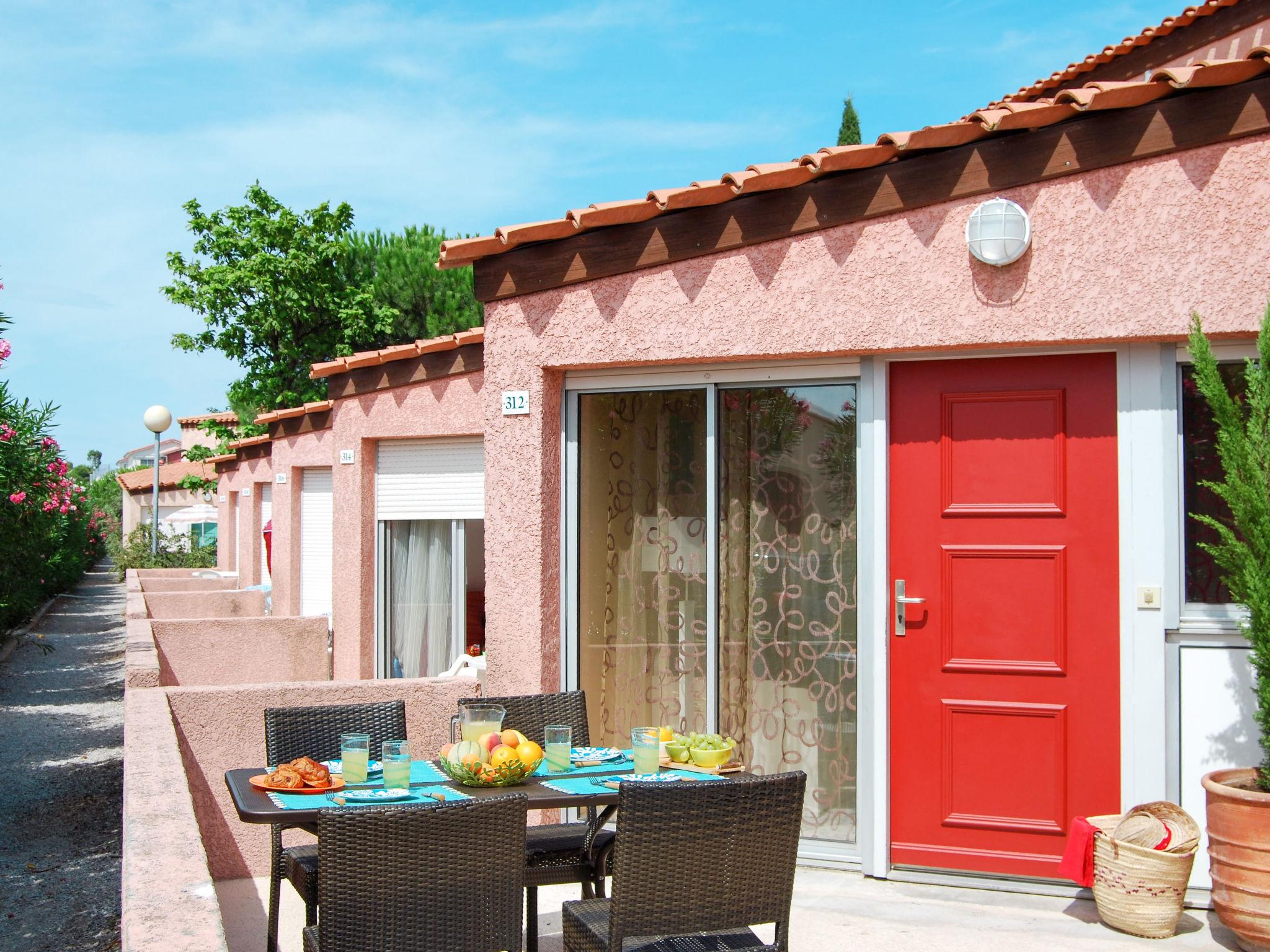 Photo 15 - Maison de 3 chambres à Saint-Cyprien avec piscine et terrasse