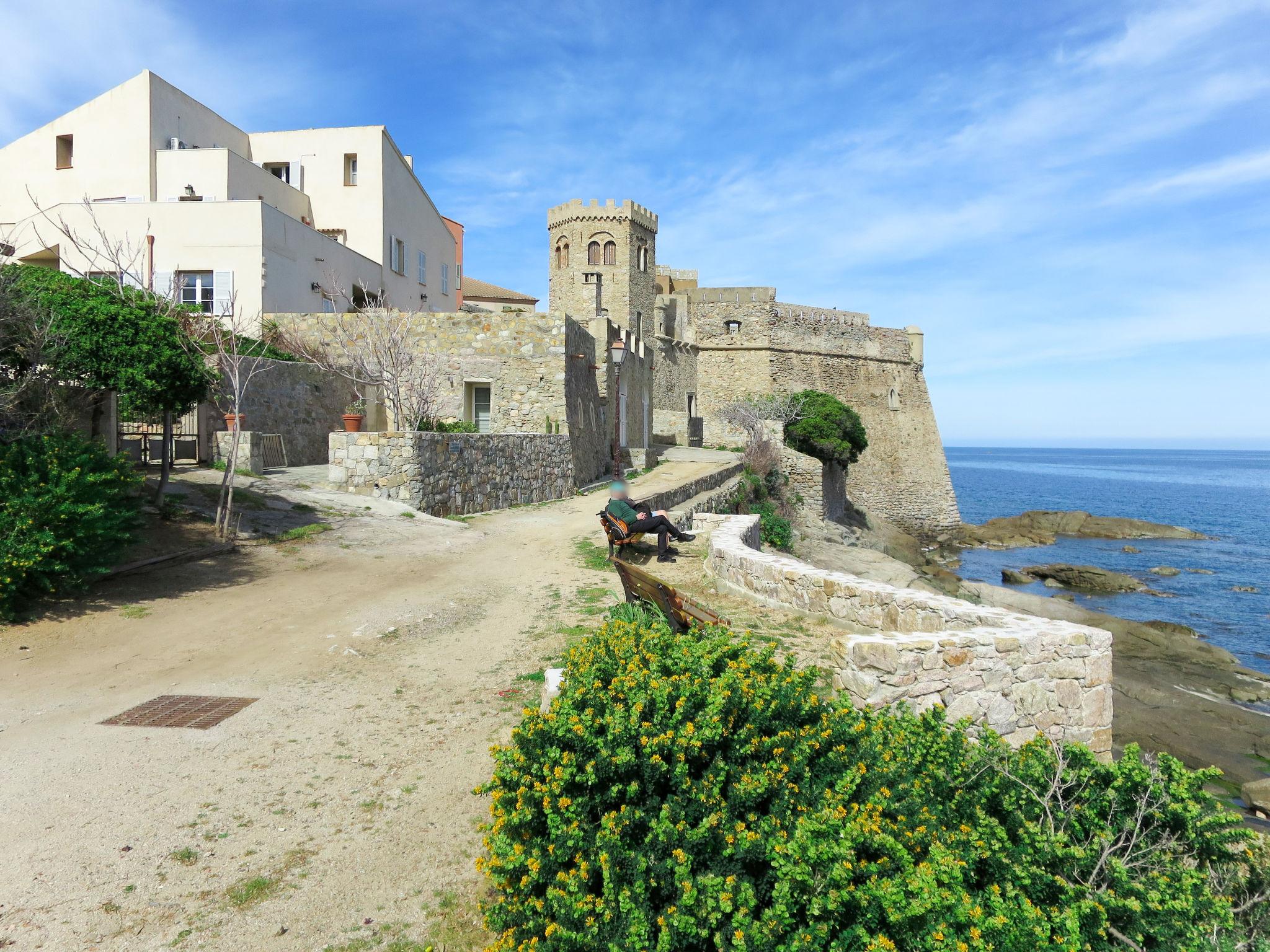 Photo 17 - Maison de 2 chambres à Algajola avec jardin et vues à la mer