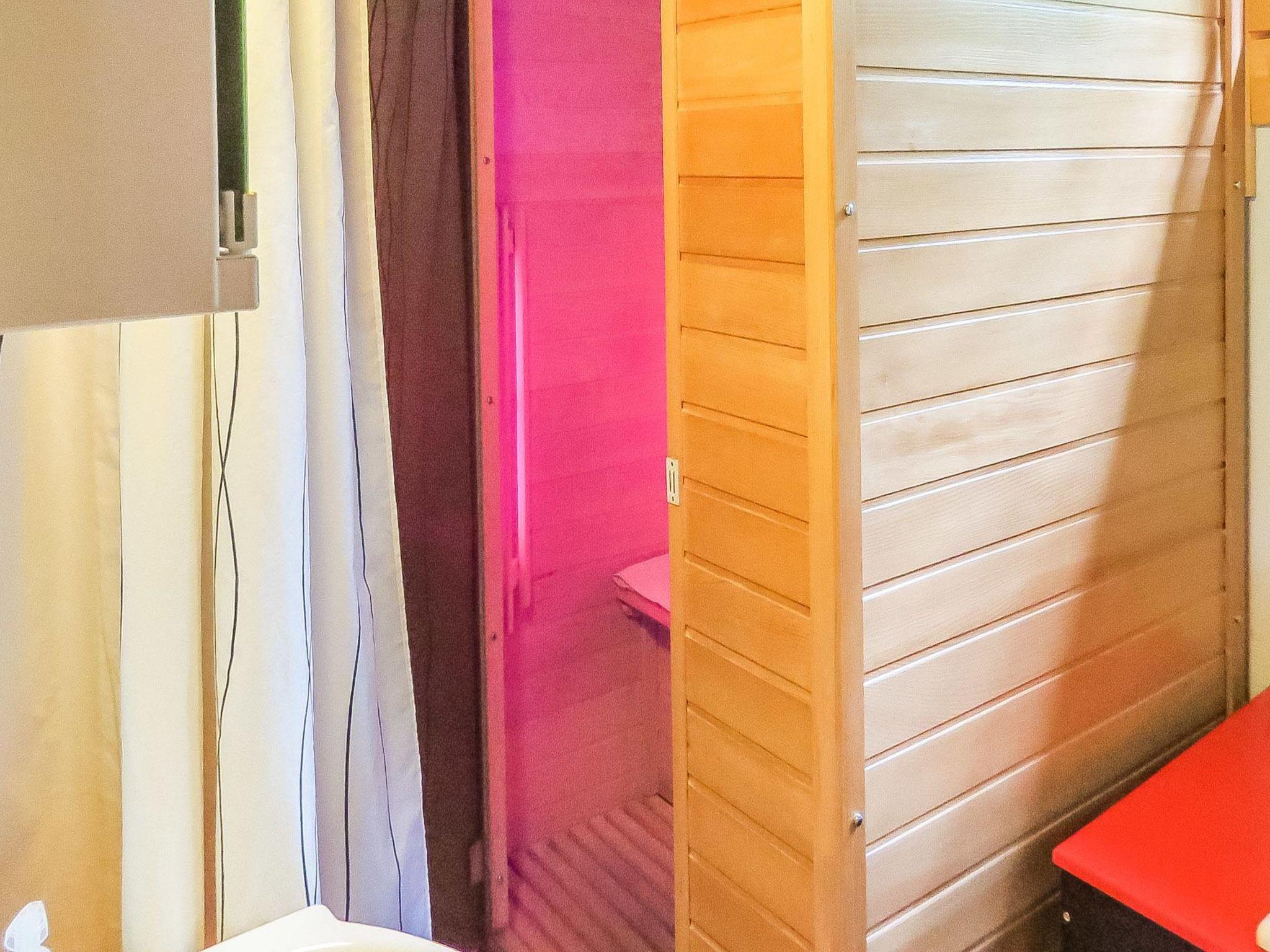 Photo 9 - Maison de 1 chambre à Punkalaidun avec sauna