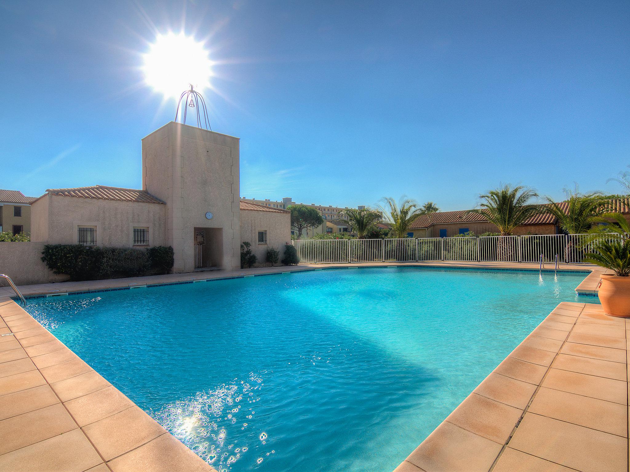 Foto 6 - Casa con 2 camere da letto a Saint-Cyprien con piscina e giardino