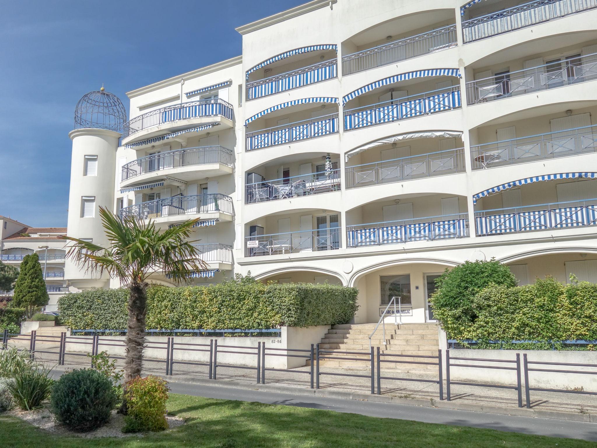 Foto 1 - Apartamento de 2 quartos em Royan com piscina privada e vistas do mar