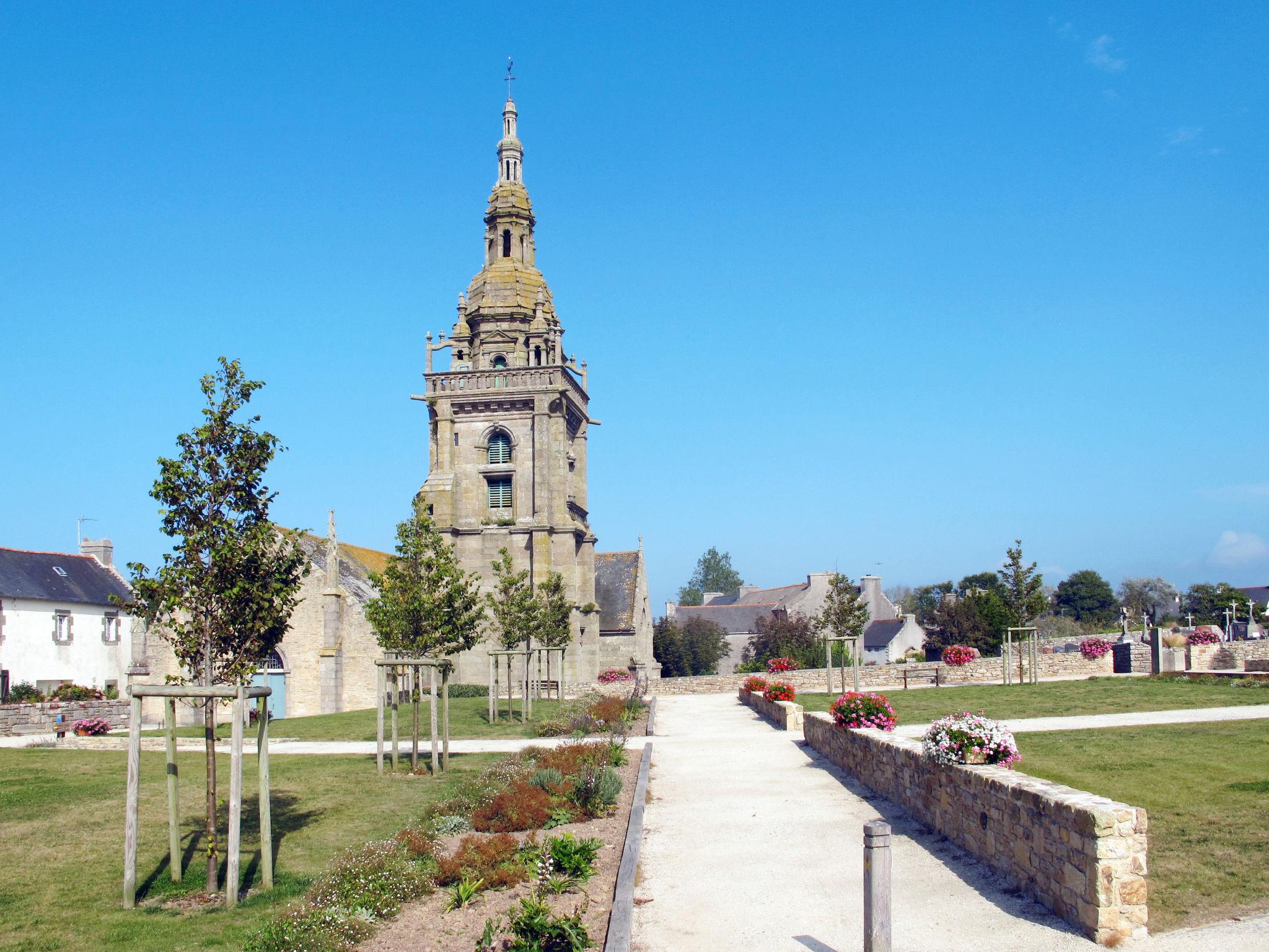 Photo 34 - Maison de 1 chambre à Lampaul-Ploudalmézeau avec jardin et vues à la mer