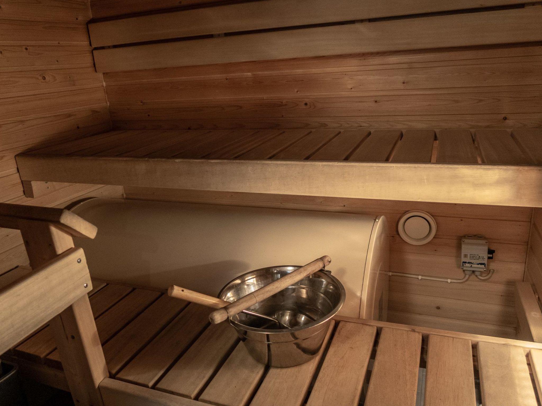 Foto 20 - Haus mit 2 Schlafzimmern in Sotkamo mit sauna