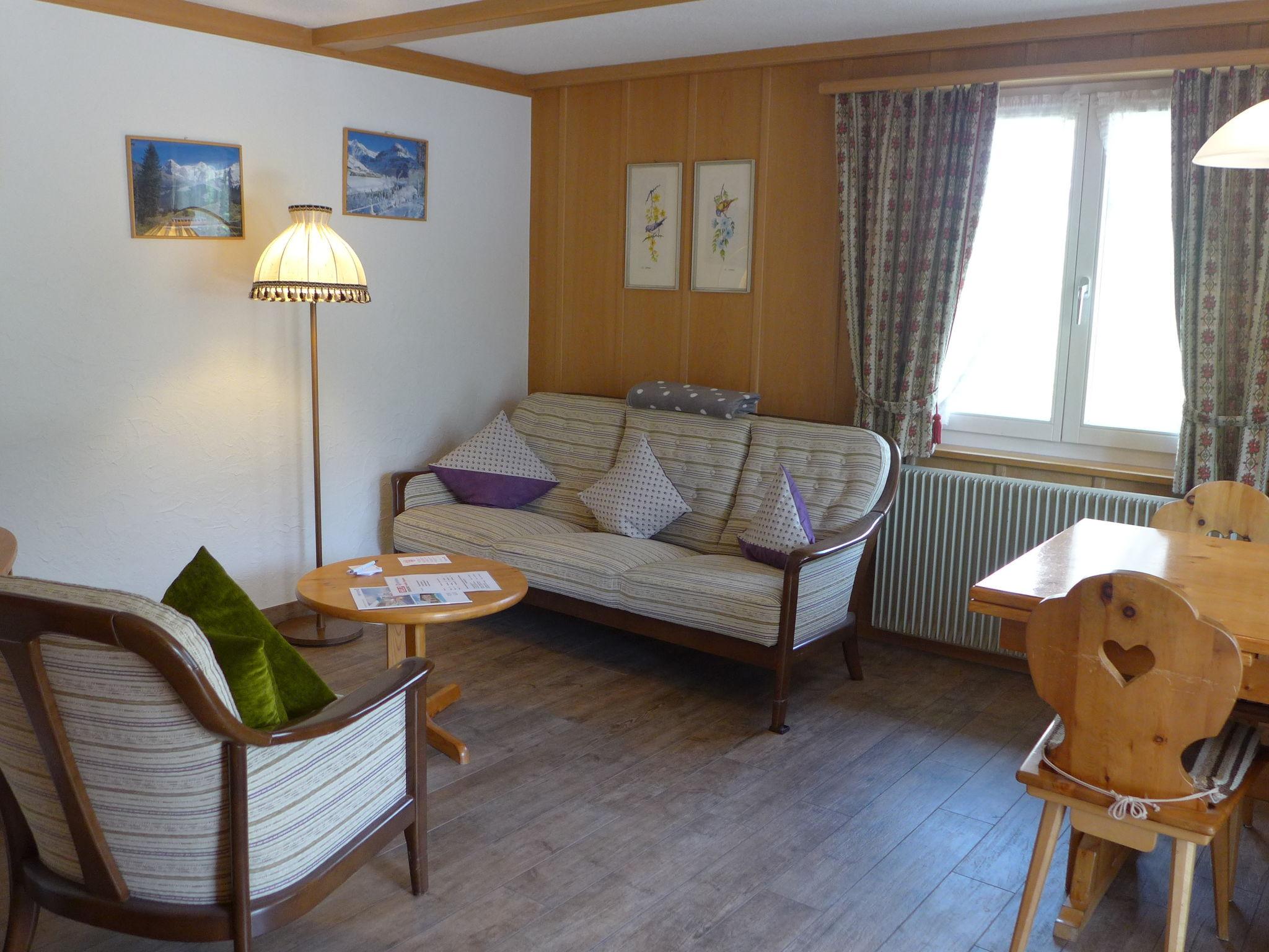 Foto 2 - Apartamento de 2 quartos em Grindelwald com jardim