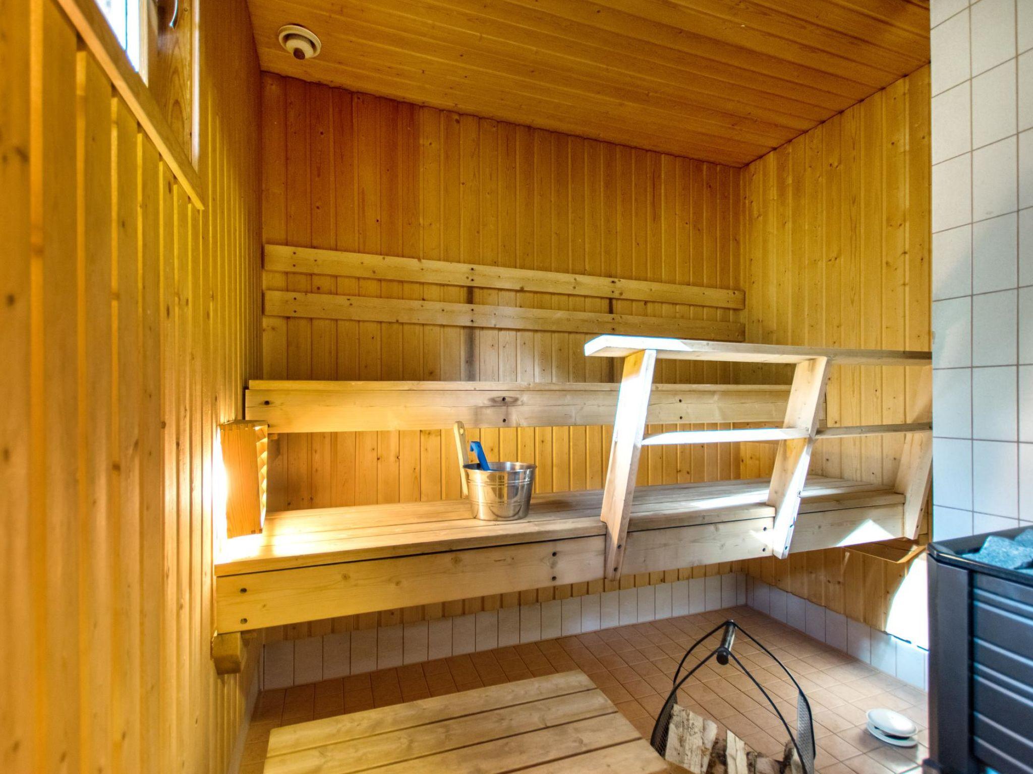 Foto 16 - Haus mit 3 Schlafzimmern in Saarijärvi mit sauna