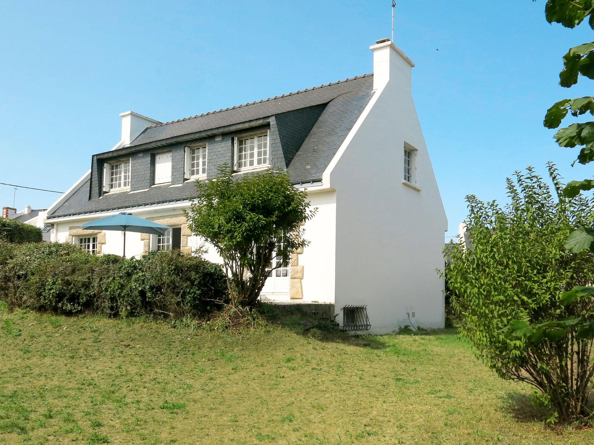 Photo 1 - Maison de 6 chambres à Saint-Gildas-de-Rhuys avec jardin et vues à la mer