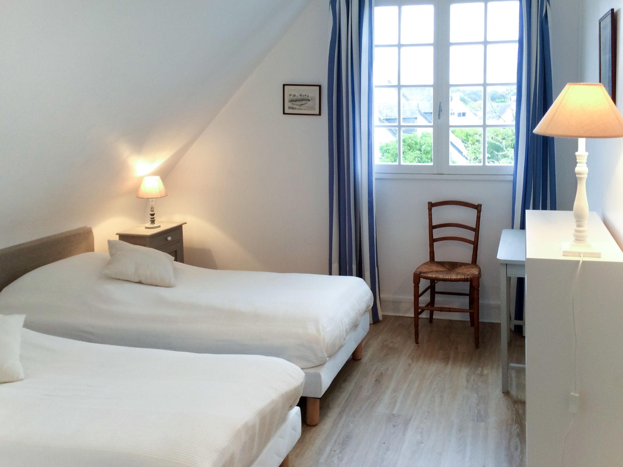 Foto 10 - Casa con 6 camere da letto a Saint-Gildas-de-Rhuys con giardino e vista mare