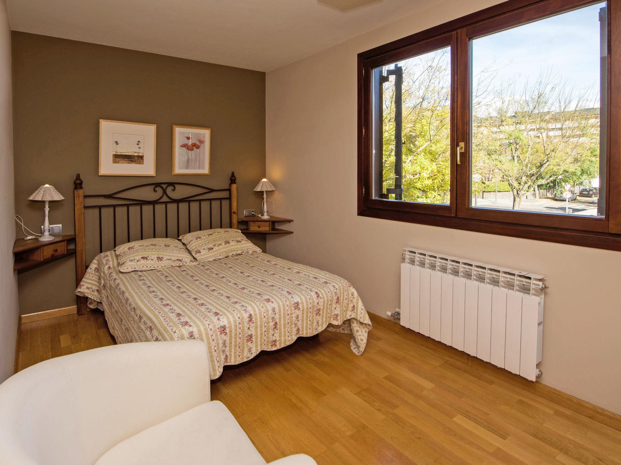 Foto 24 - Casa con 6 camere da letto a La Seu d'Urgell con piscina privata e giardino